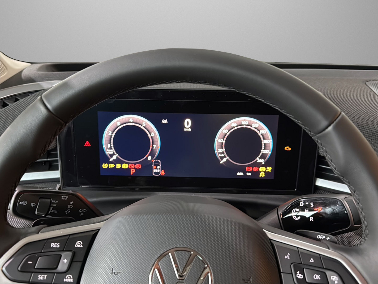 VW T-Roc 1.5 eTSI mHEV Trend DSG-image-8