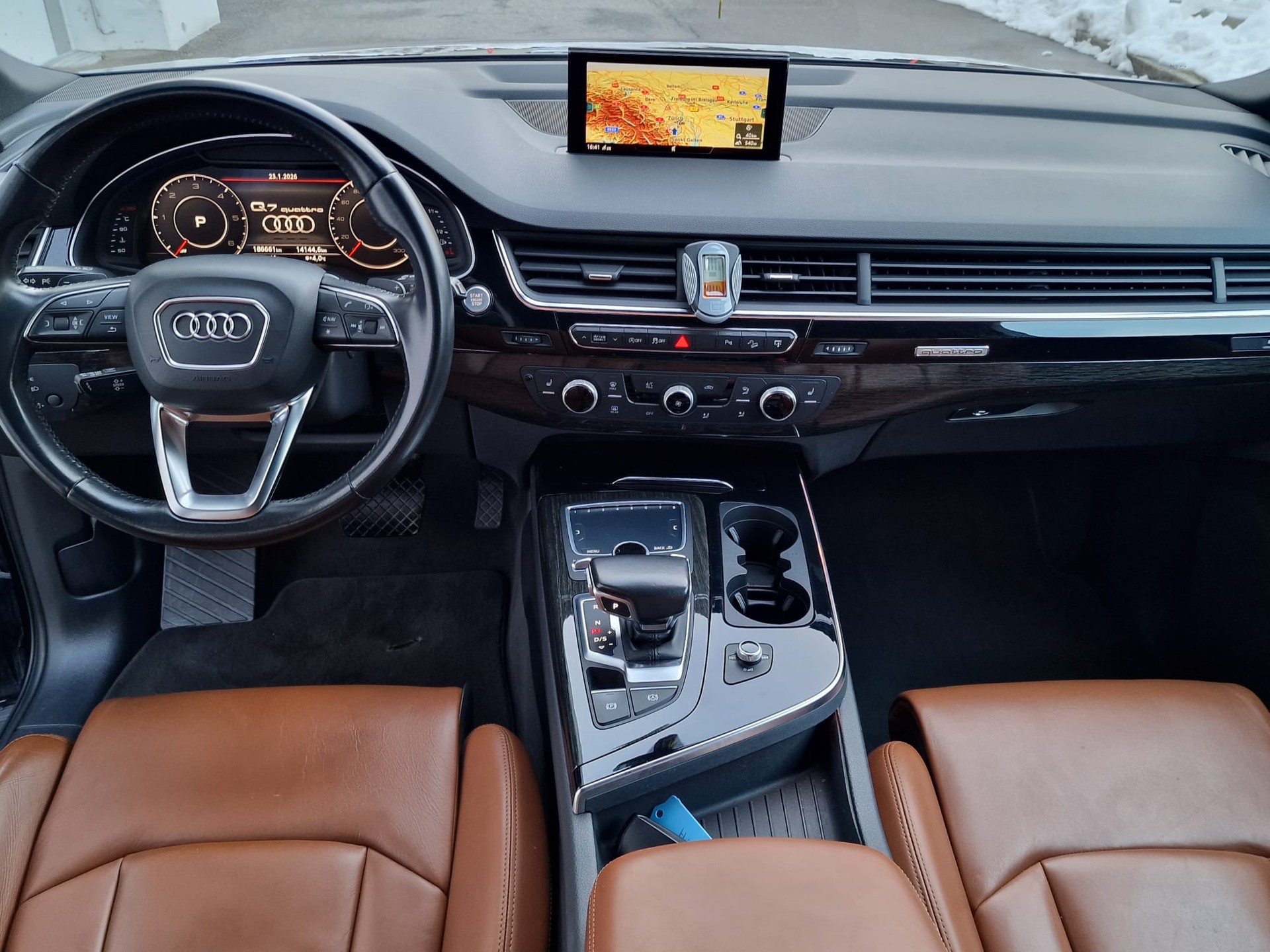 AUDI Q7 3.0 TDI quattro tiptronic-image-9