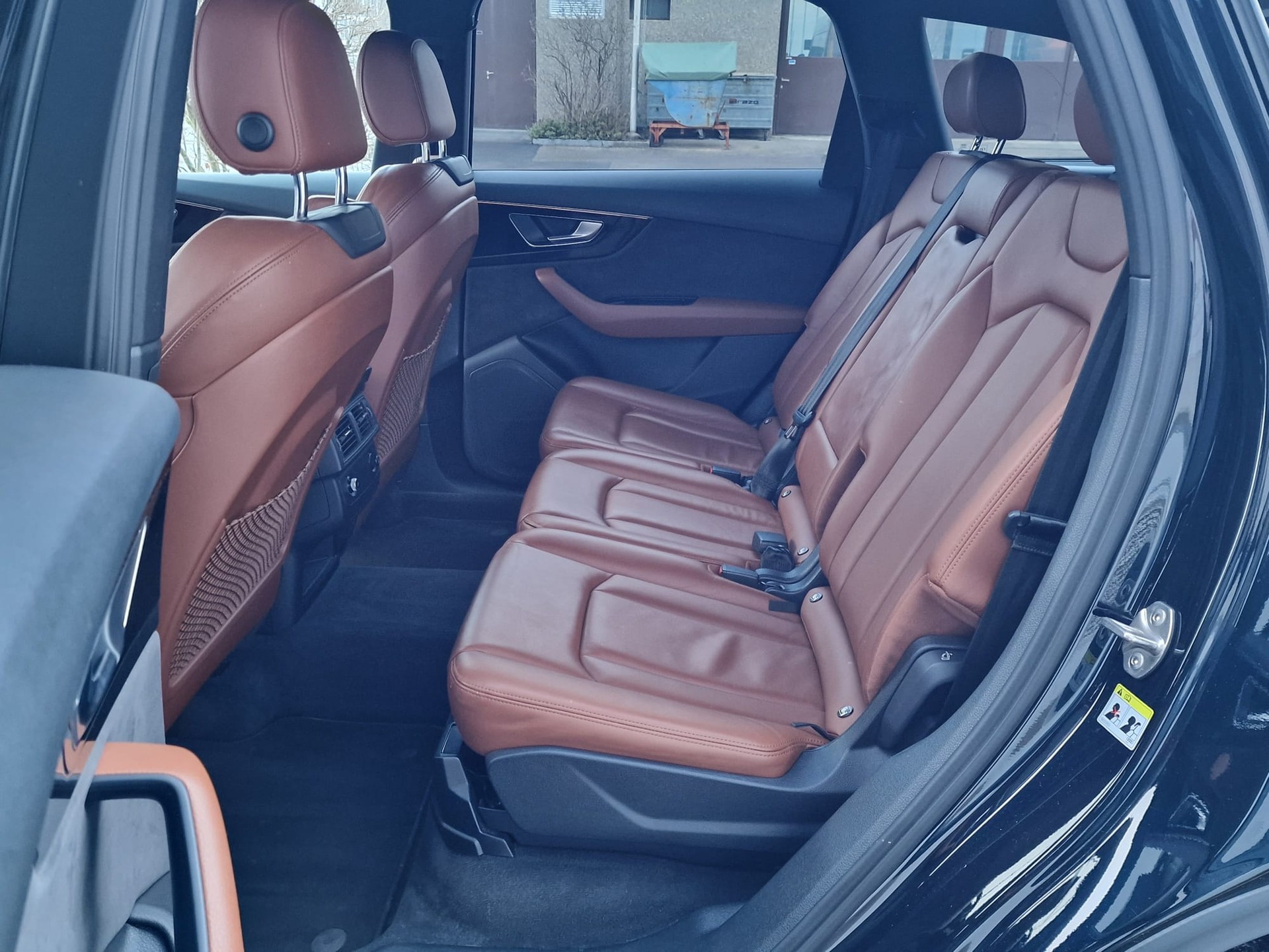 AUDI Q7 3.0 TDI quattro tiptronic-image-11
