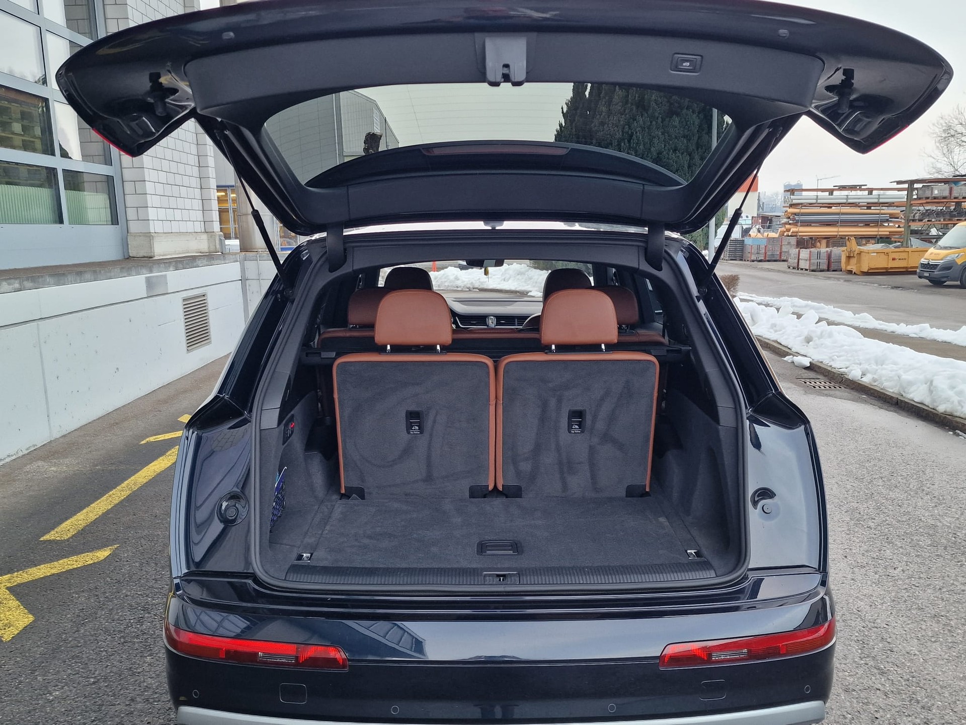 AUDI Q7 3.0 TDI quattro tiptronic-image-13