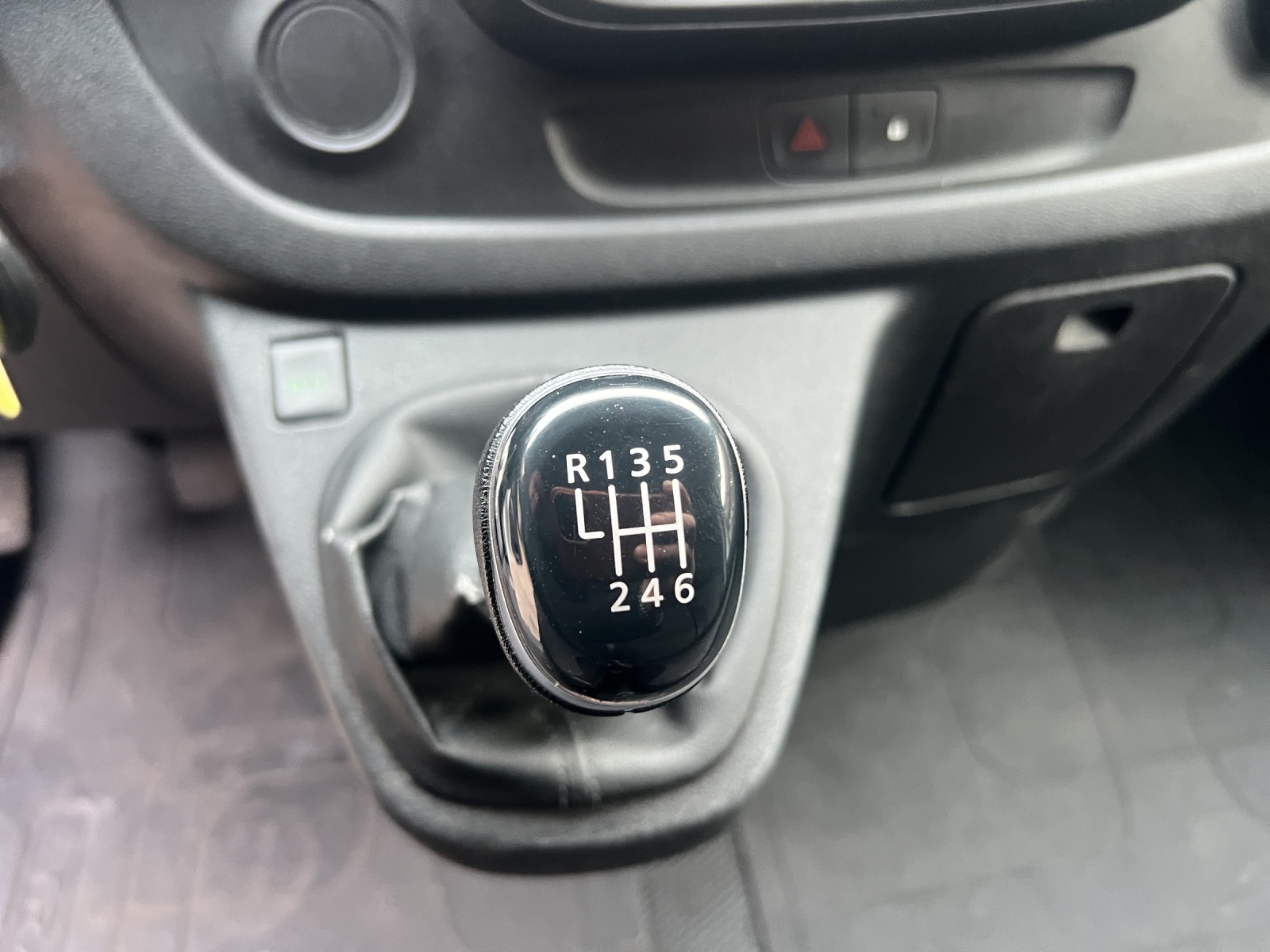 RENAULT Trafic 1.6 ENERGY dCi 95 3.0t Busin.L1H1 Pro+Kühl-image-7