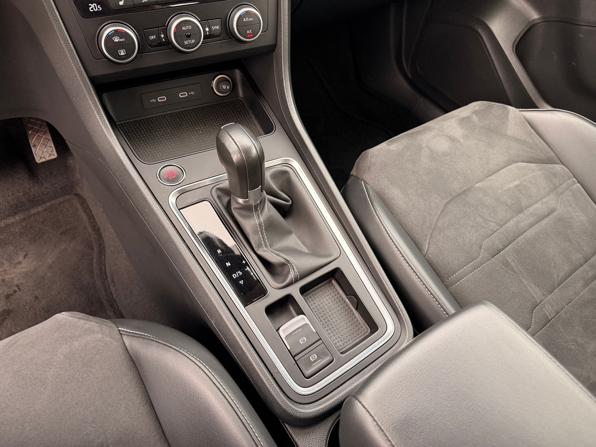 SEAT Ateca 1.5 TSI EVO DSG Style-image-11