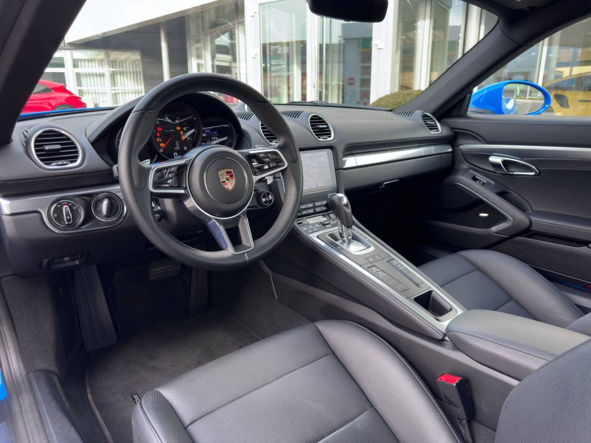 PORSCHE 718 Cayman Style Edition-showroom-element-3