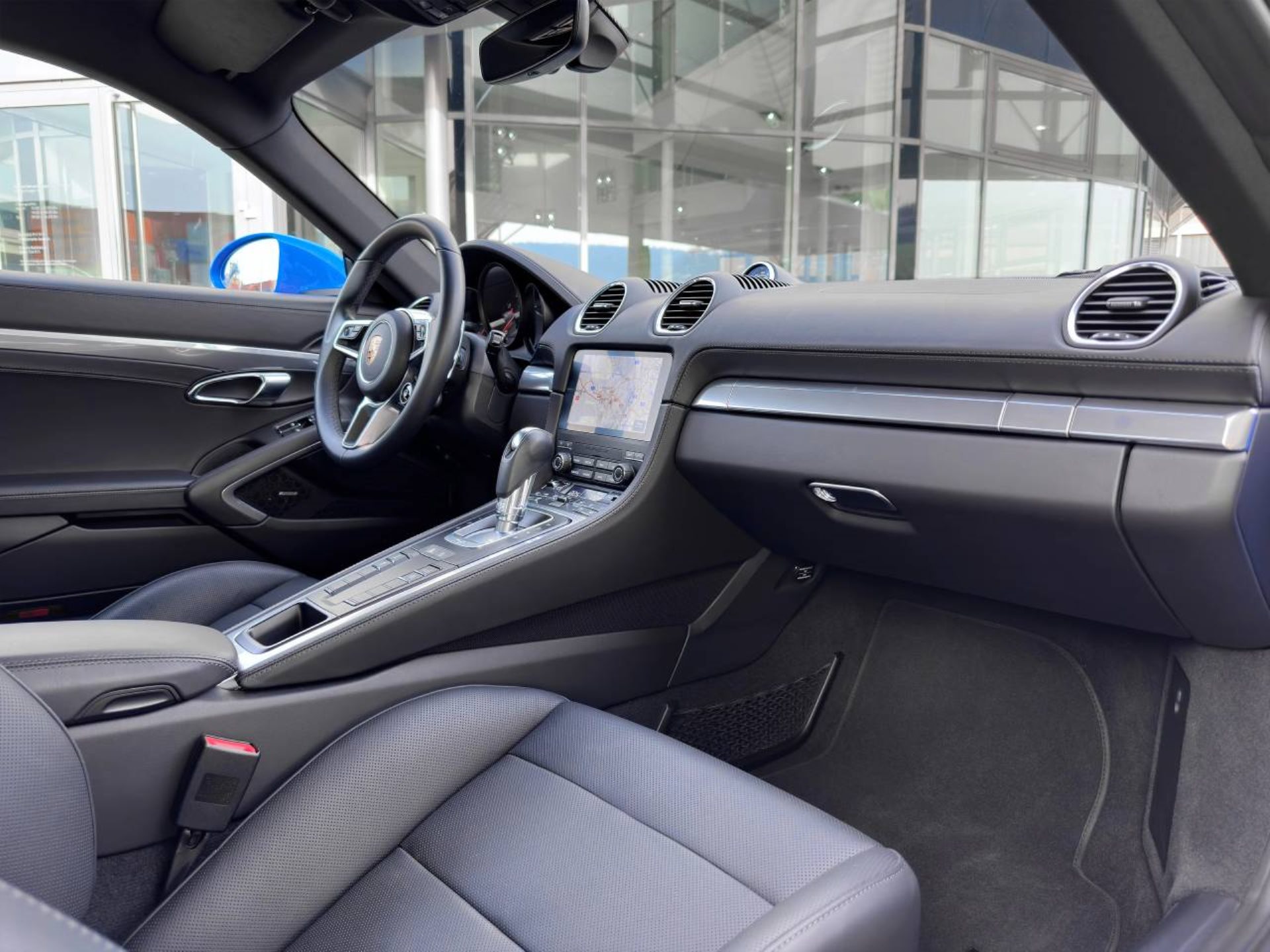 PORSCHE 718 Cayman Style Edition-image-20
