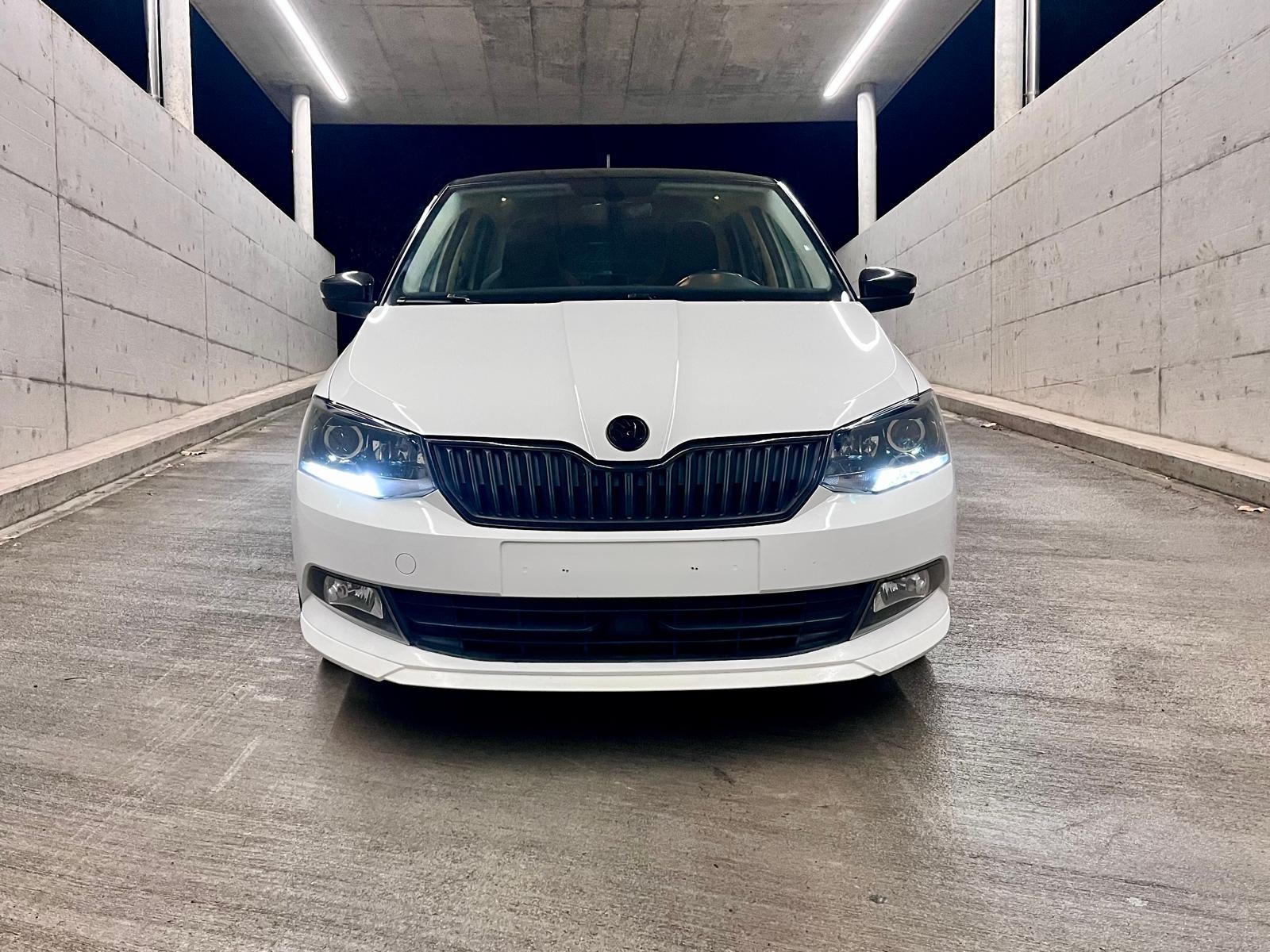 SKODA Fabia 1.4 TSI R5 DSG-image-2
