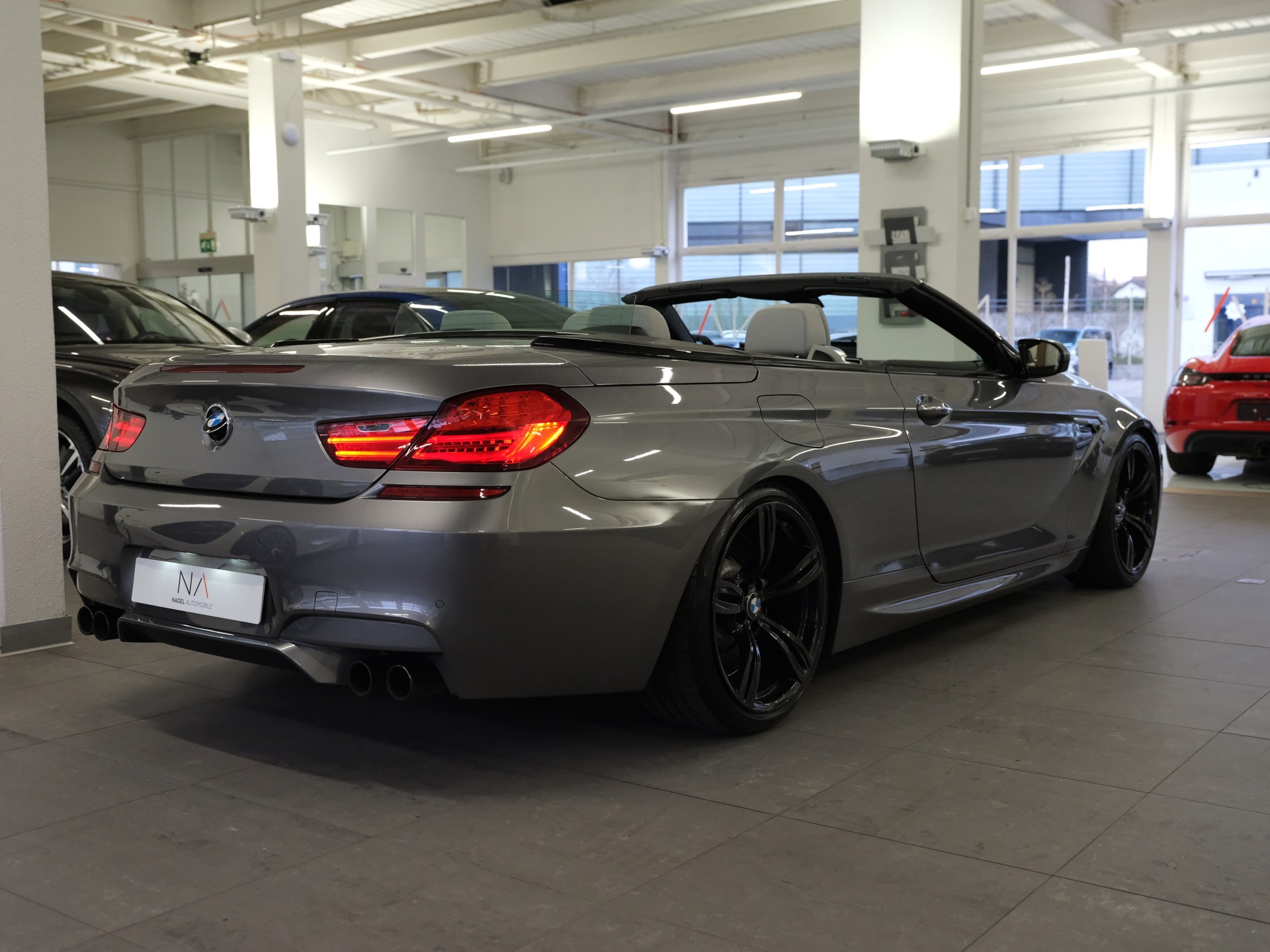 BMW M6 Cabrio Competition Drivelogic *Softclose* *Head-Up* *Harman/Kardon* *Memory-Sitz*-image-6