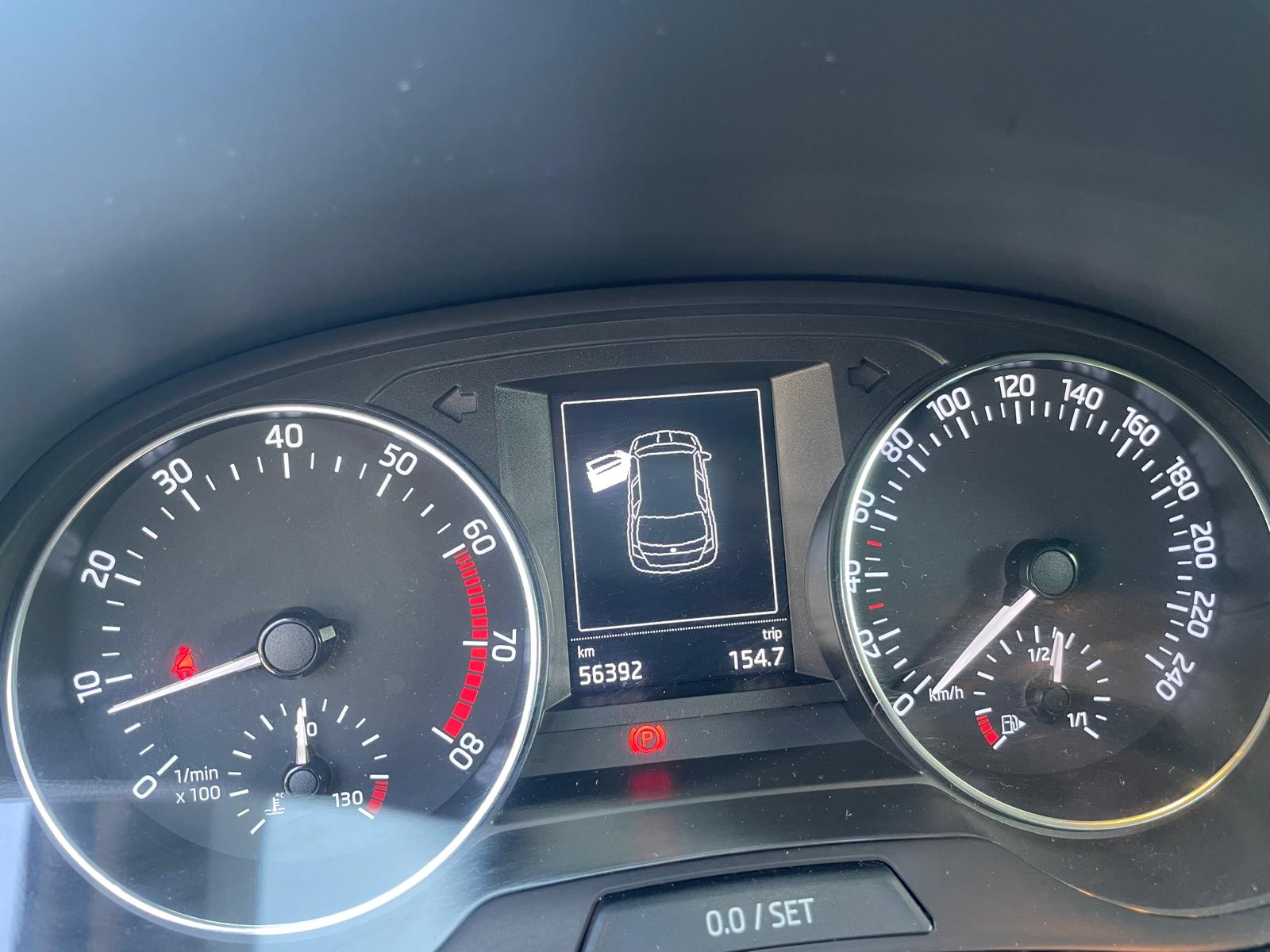 SKODA Fabia 1.2 TSI Monte Carlo-image-7