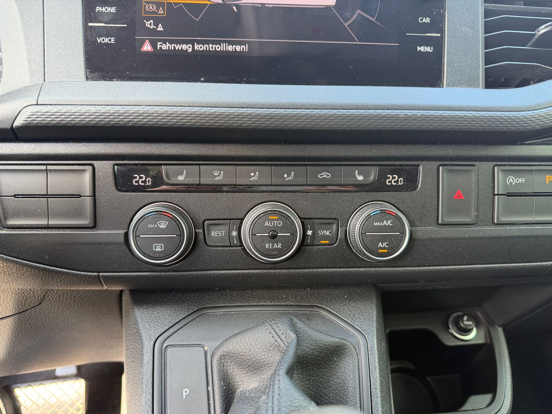 VW T6.1 California 2.0 TDI Beach Liberty Spirit 4Motion DSG-image-23
