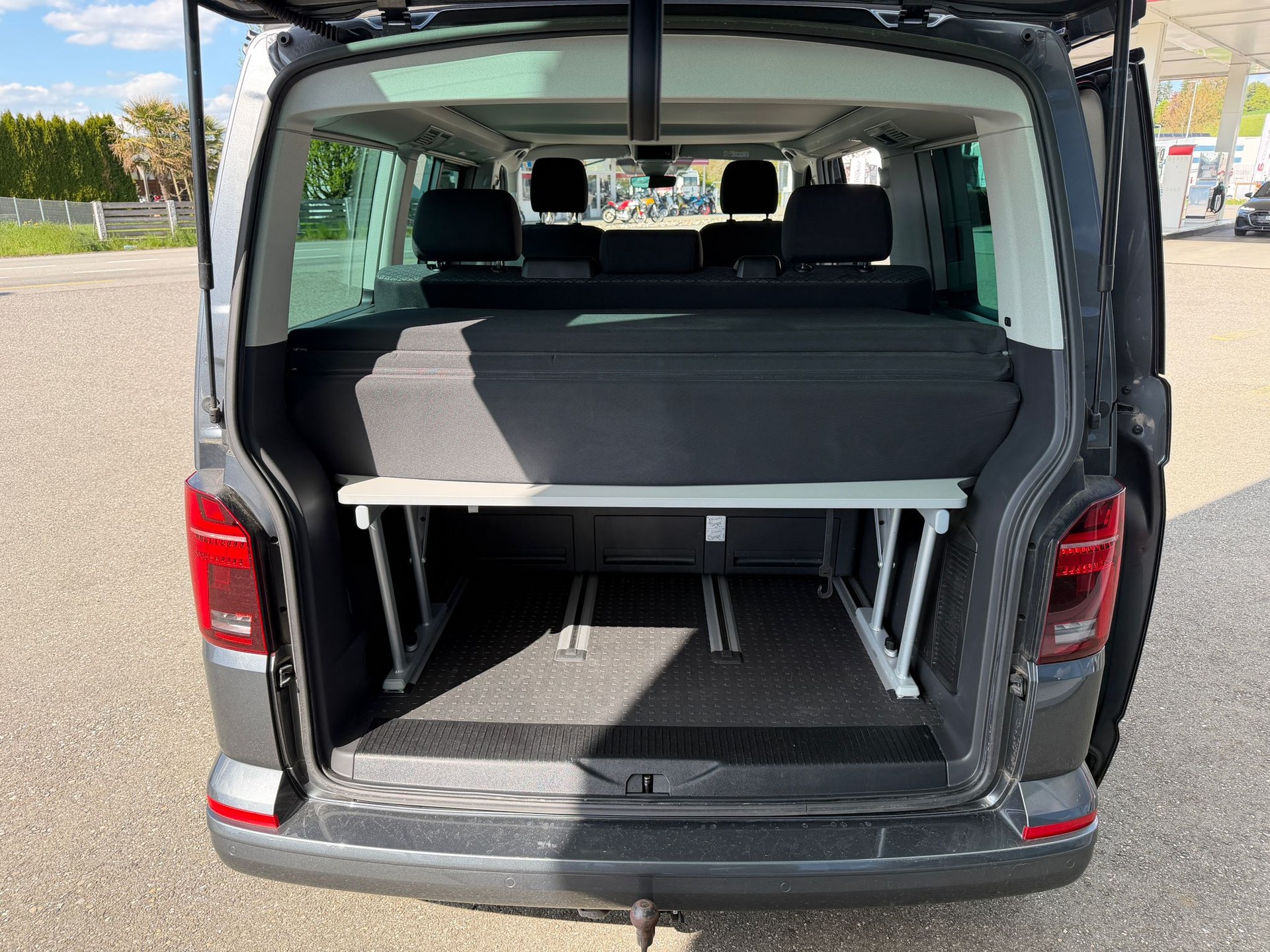 VW T6.1 California 2.0 TDI Beach Liberty Spirit 4Motion DSG-image-28