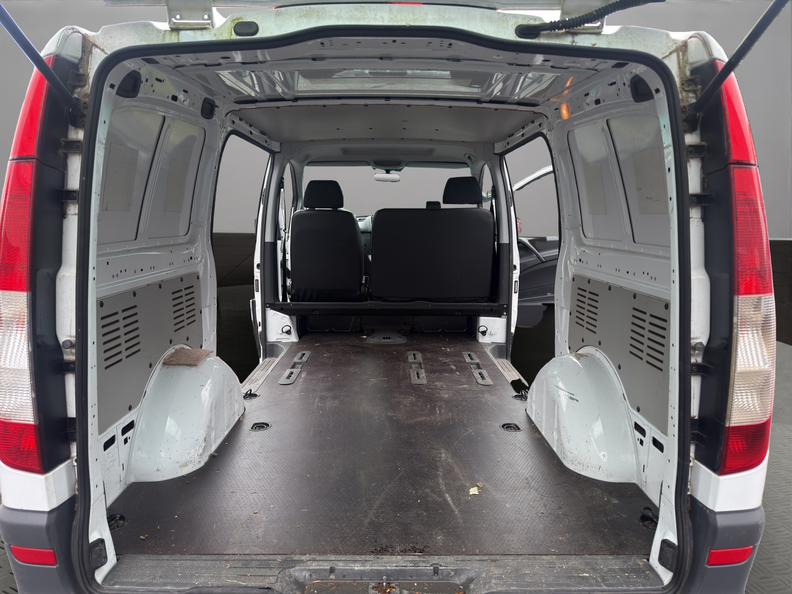 MERCEDES-BENZ Vito 113 CDI Mixto L A-image-13