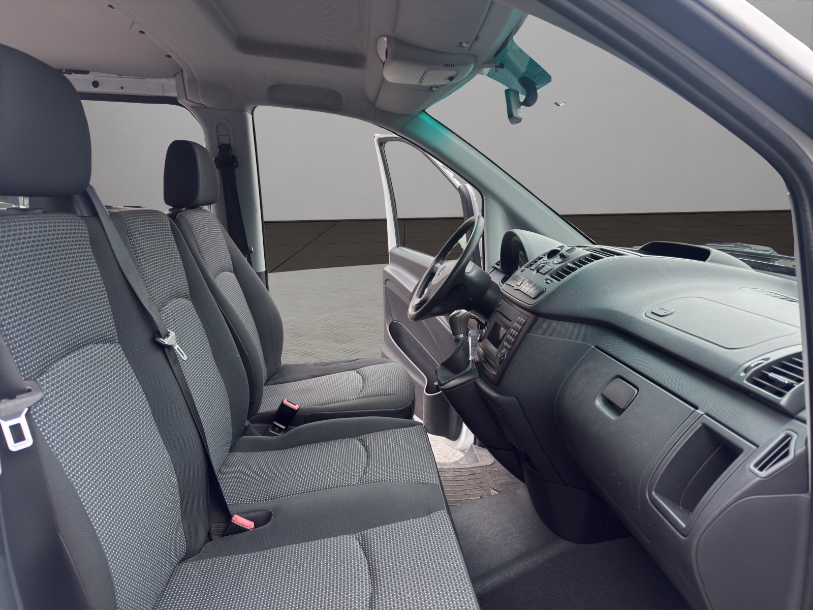 MERCEDES-BENZ Vito 113 CDI Mixto L A-image-14
