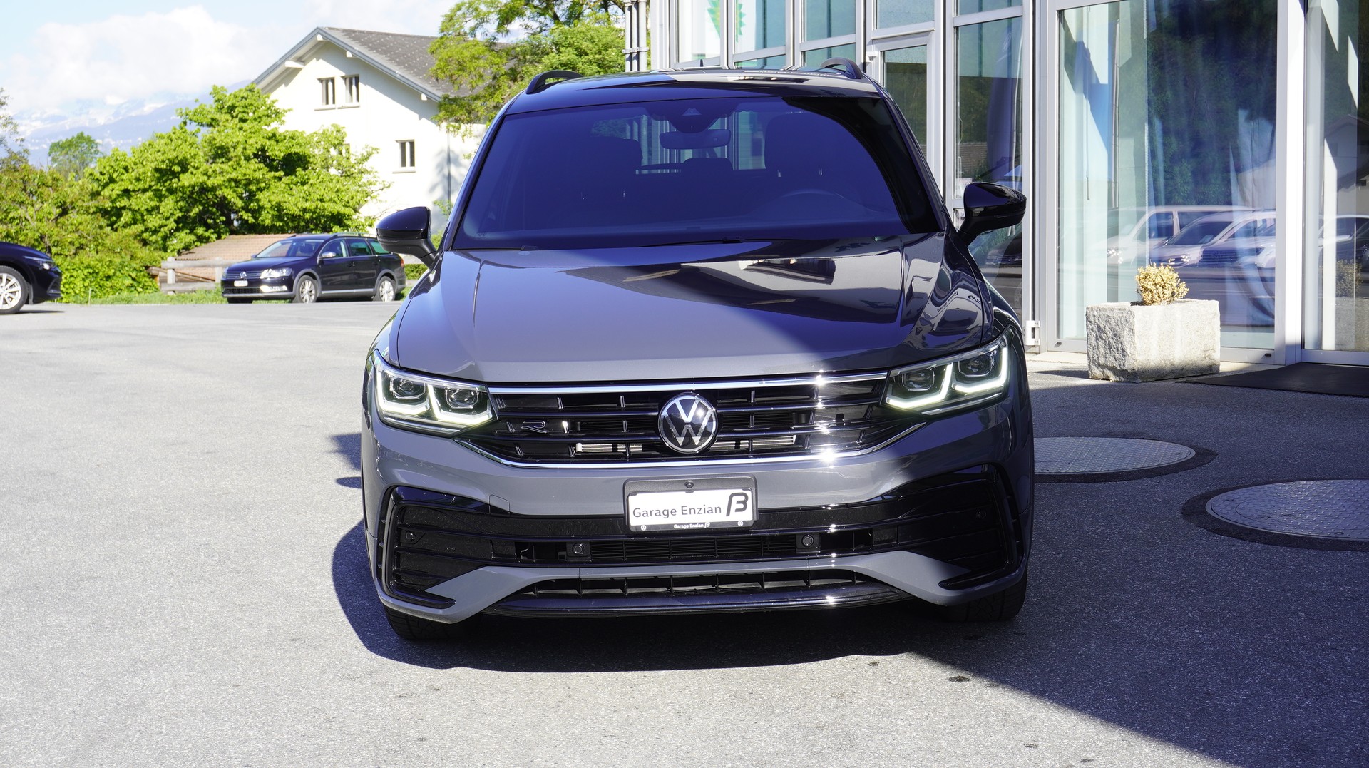 VW Tiguan 2.0TSI R-Line 4Motion DSG-image-15