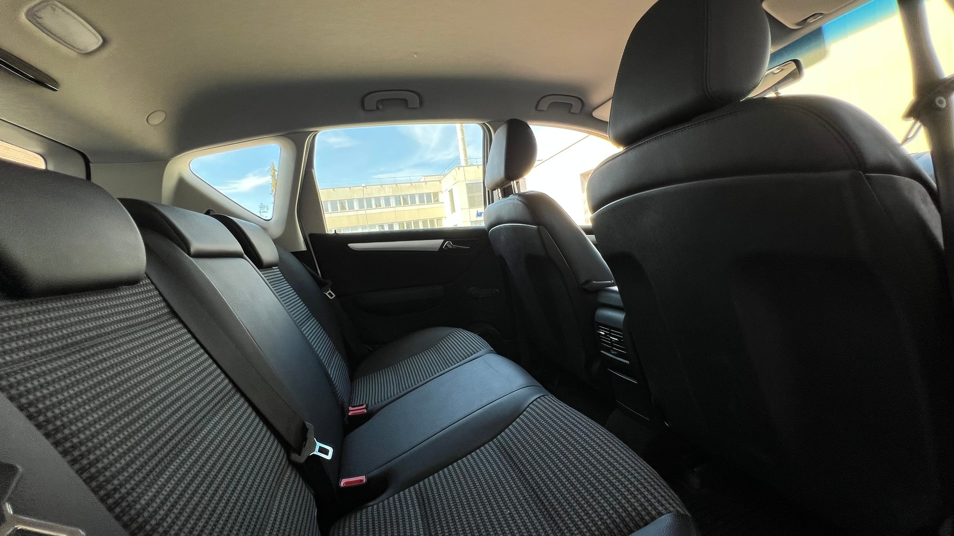 MERCEDES-BENZ A 200 AVANTGARDE AUTOMATIC l 136 PS-image-28