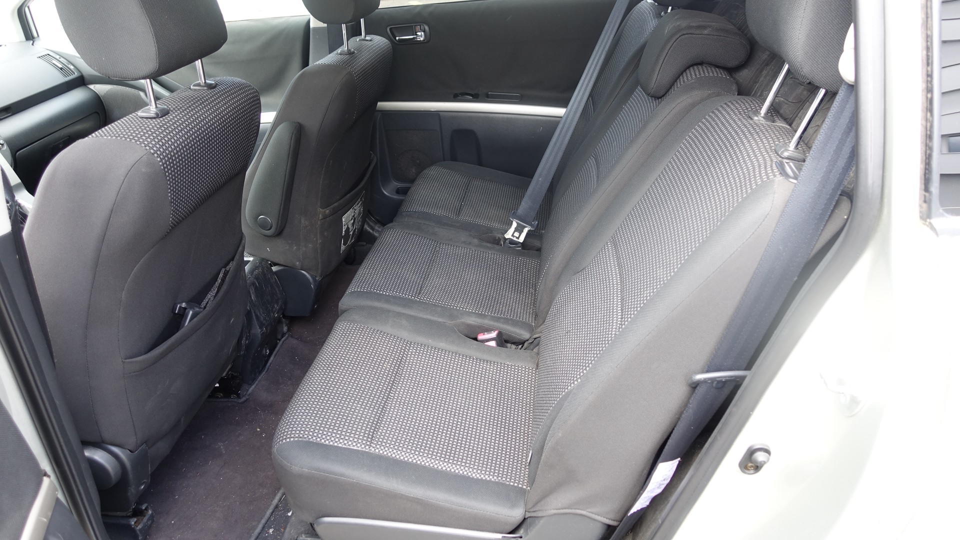 TOYOTA Corolla Verso 2.2 D-4D CleanP. Linea Sol Prem.-image-4