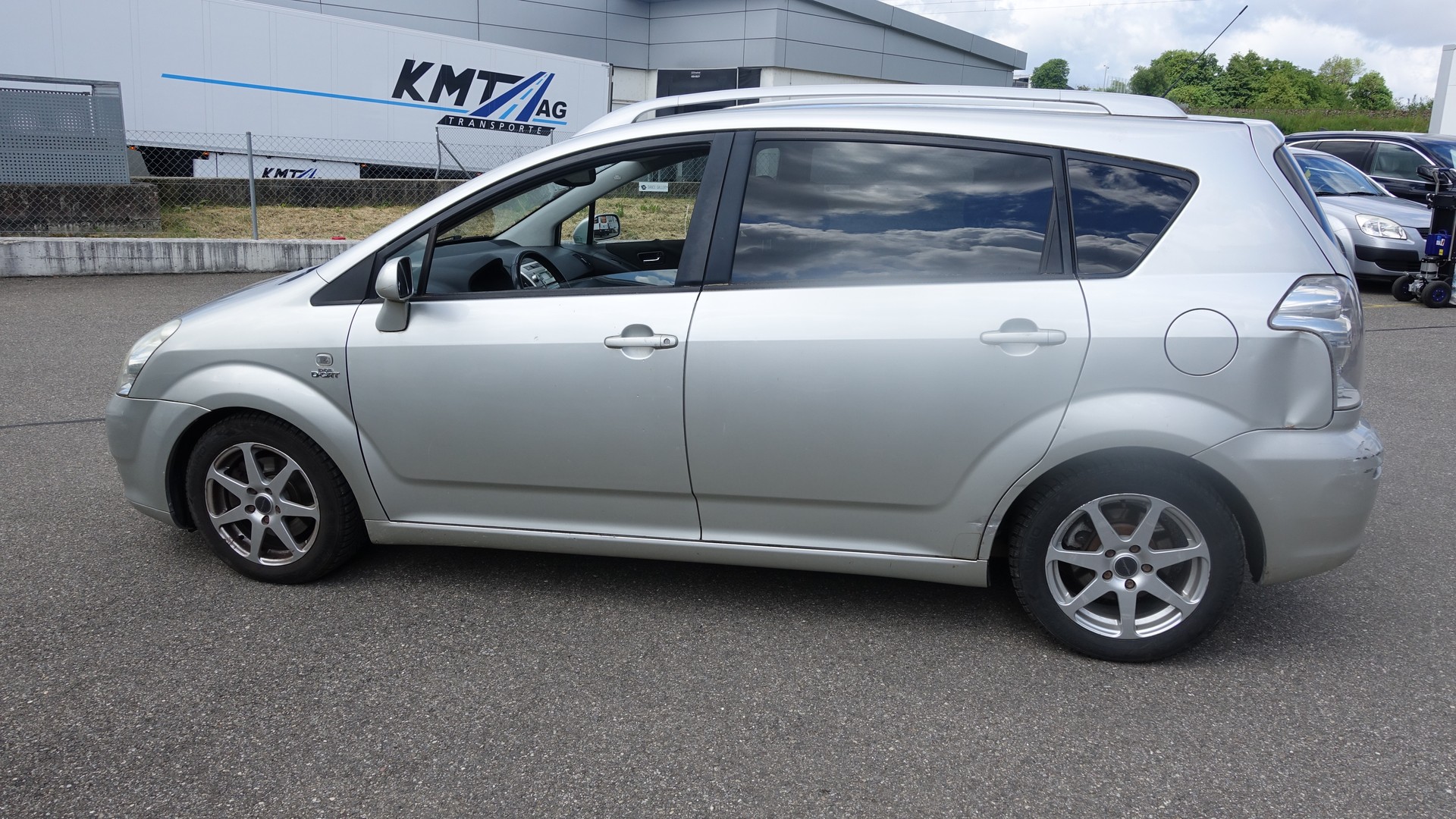 TOYOTA Corolla Verso 2.2 D-4D CleanP. Linea Sol Prem.-image-3