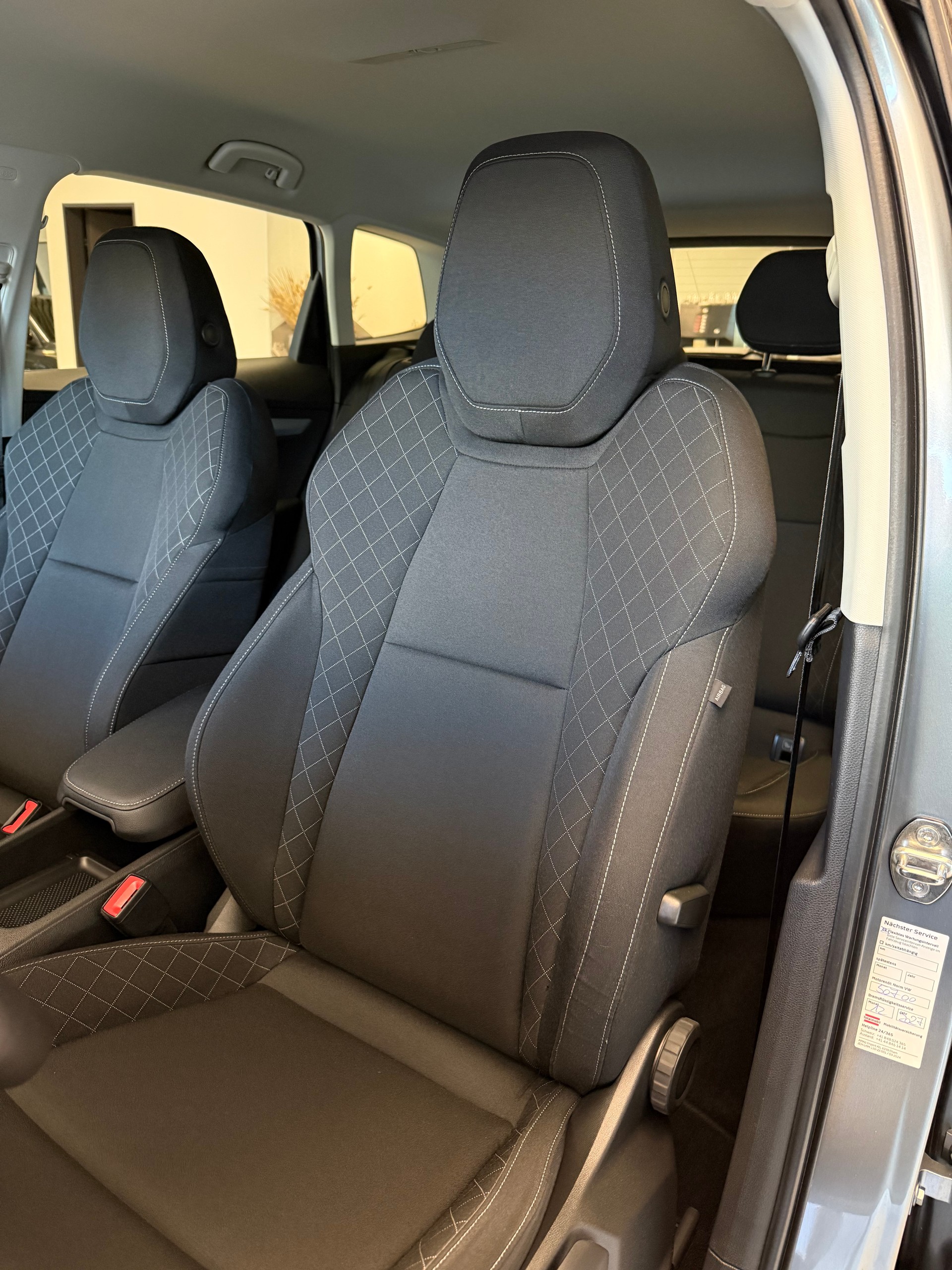 SKODA Karoq 2.0 TDI CR Ambition 4x4 DSG-image-5