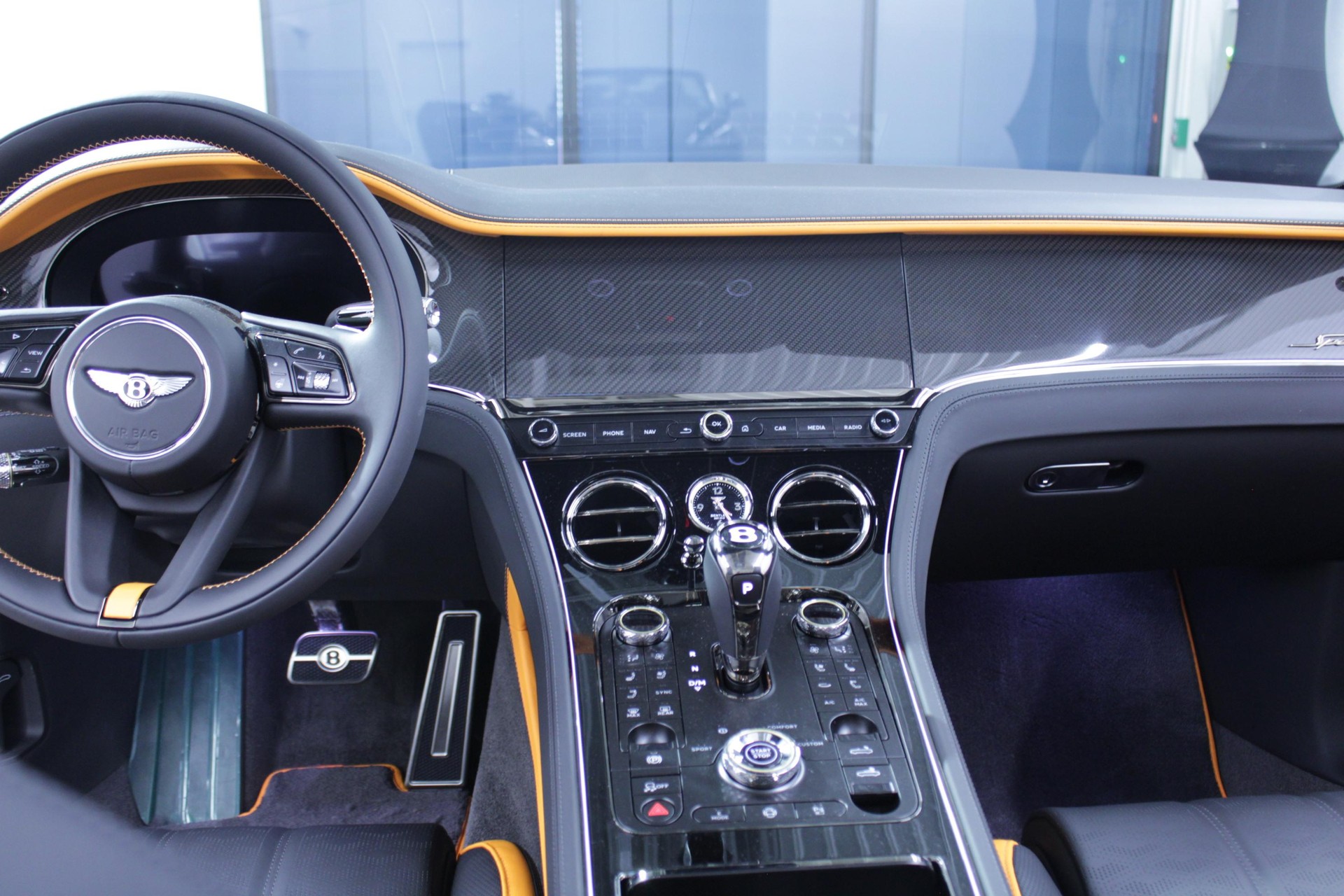 BENTLEY Continental GTC 4.0 V8 Hybrid Speed-image-16