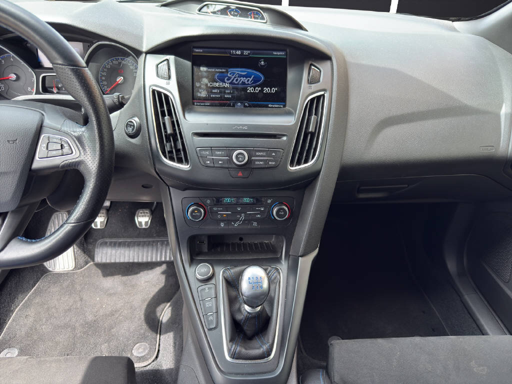 FORD Focus 2.3 EcoB RS-image-15