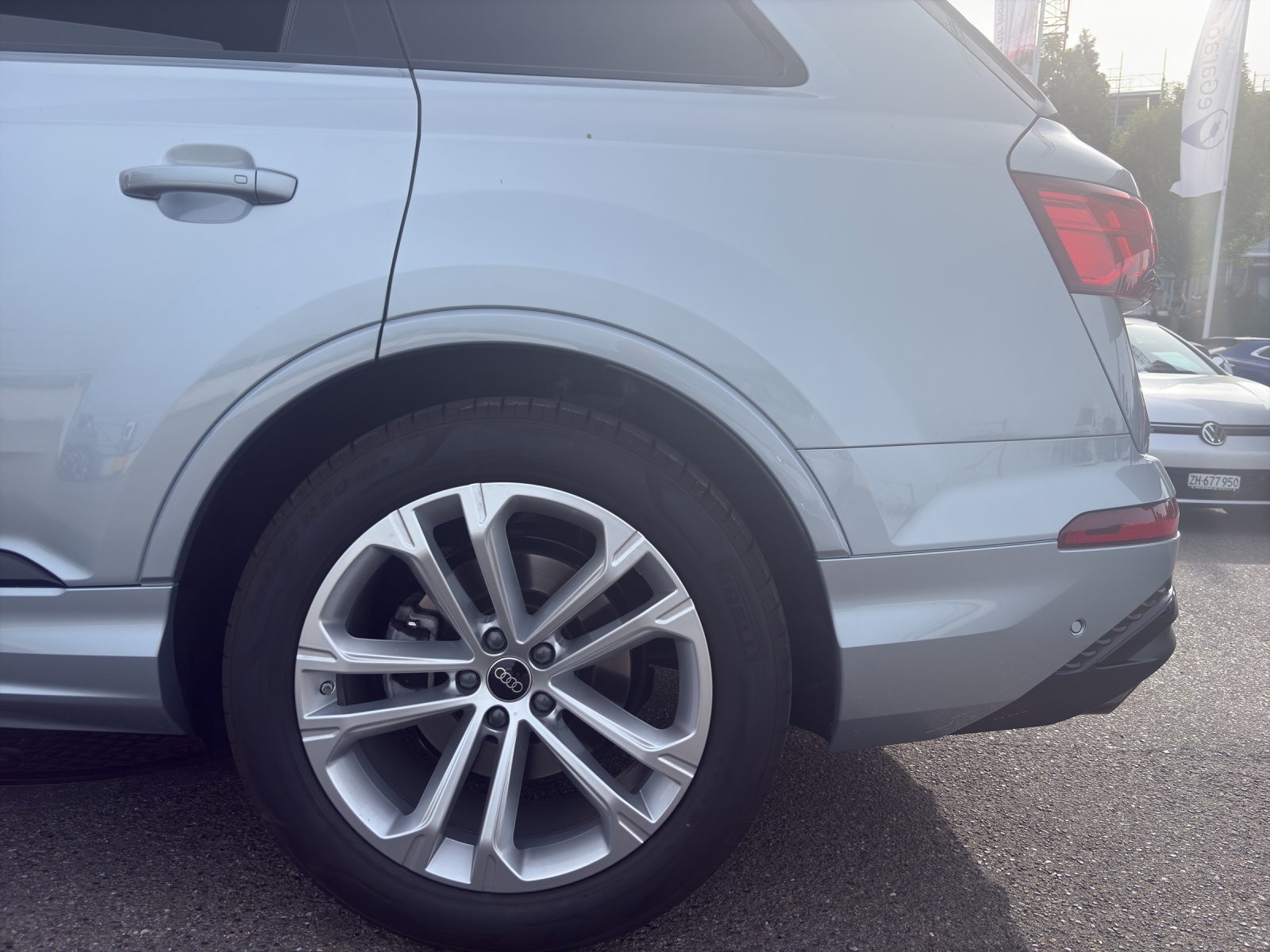 AUDI Q7 SUV 3.0 TDI S Line quattro T-Tronic-image-14