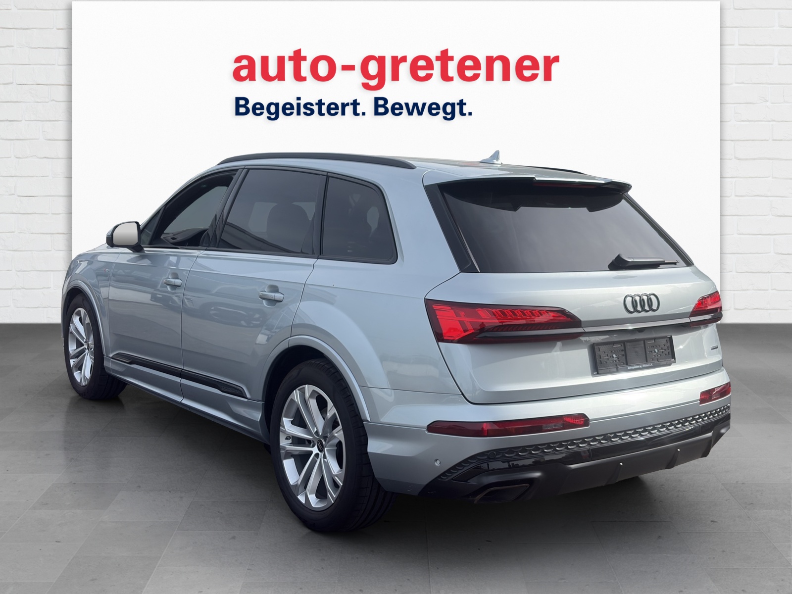 AUDI Q7 SUV 3.0 TDI S Line quattro T-Tronic-showroom-element-1