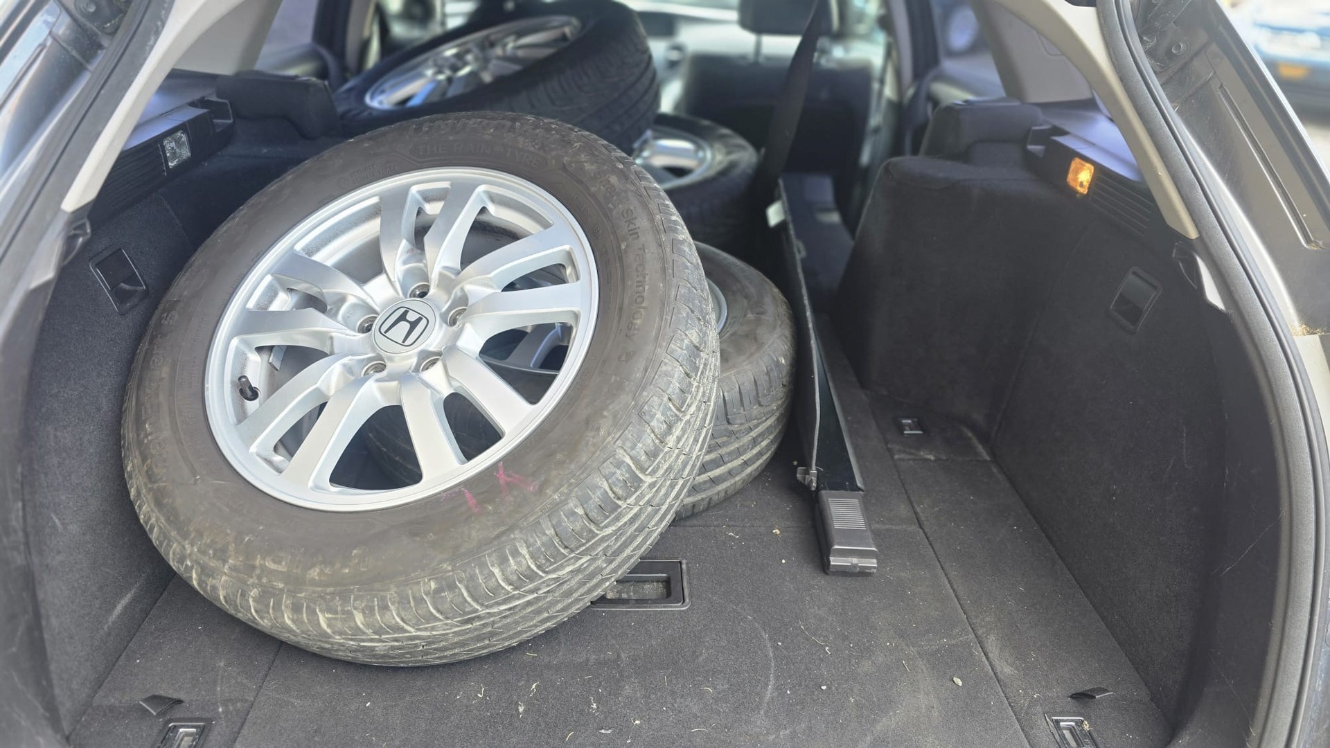 HONDA Accord Tourer 2.2 i-CTDi Executive Automatic-image-6