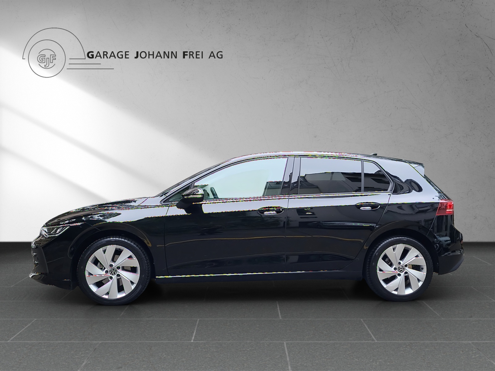 VW Golf United 1.5eTSI 115PS DSG-showroom-element-1