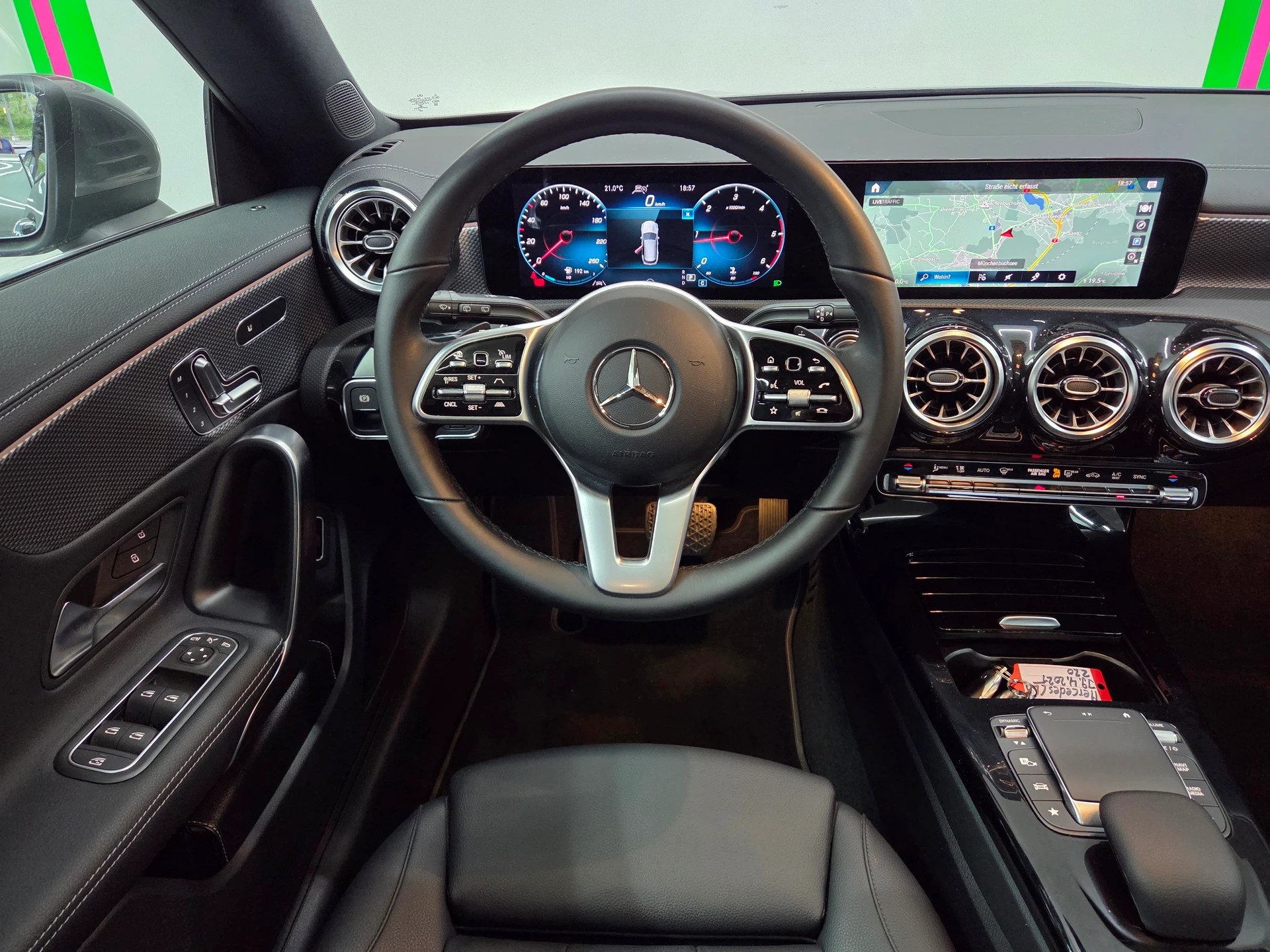 MERCEDES-BENZ CLA Shooting Brake 220 d 4Matic Progressive-image-8