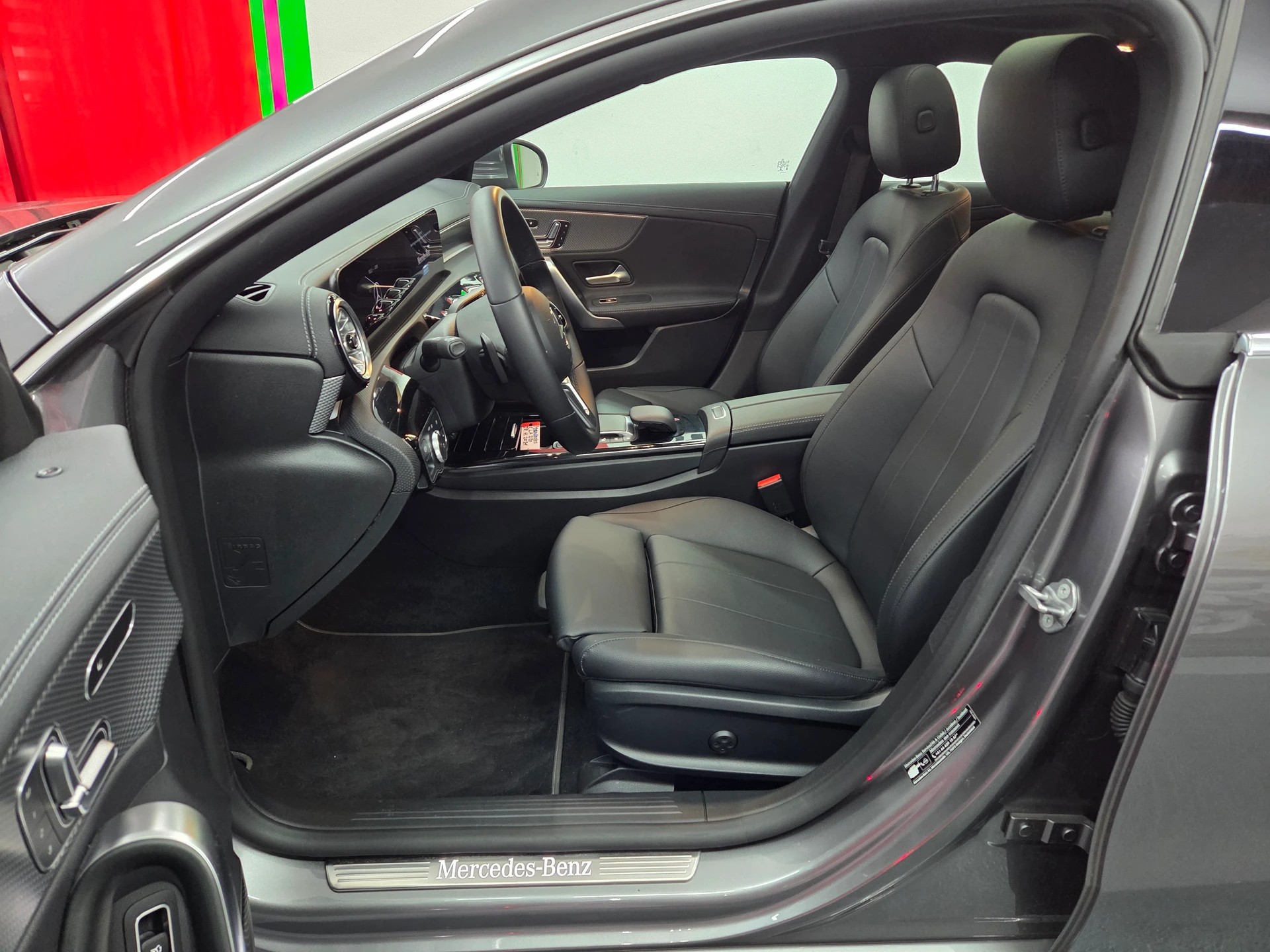 MERCEDES-BENZ CLA Shooting Brake 220 d 4Matic Progressive-image-10