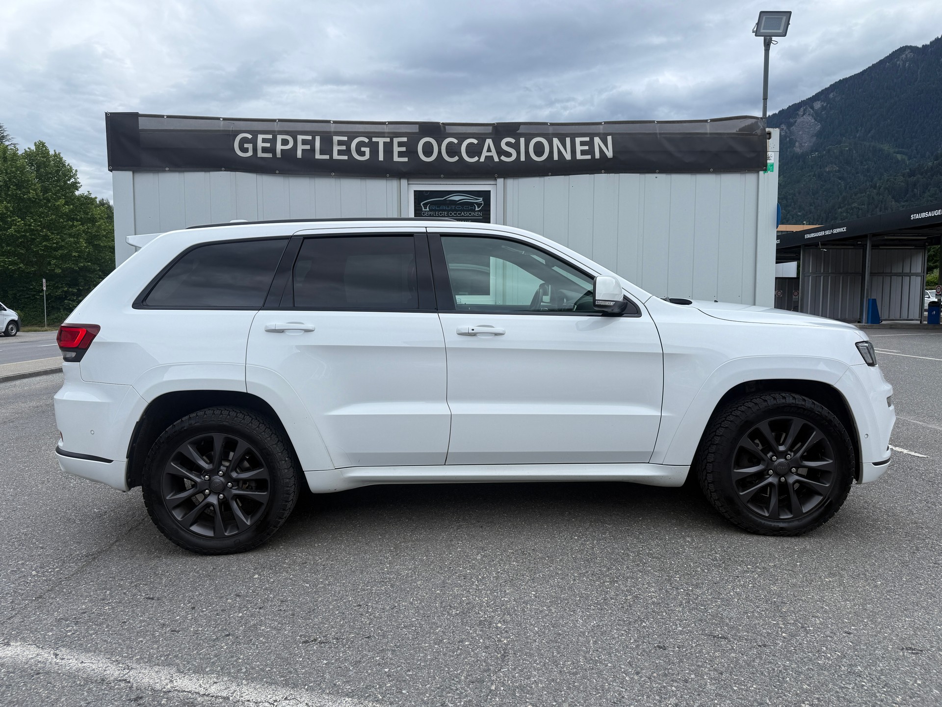 JEEP Grand Cherokee 3.0 CRD S Automatic *NEUER AUTOMAT* DHP ERSETZT*TOPZUSTAND*-showroom-element-2