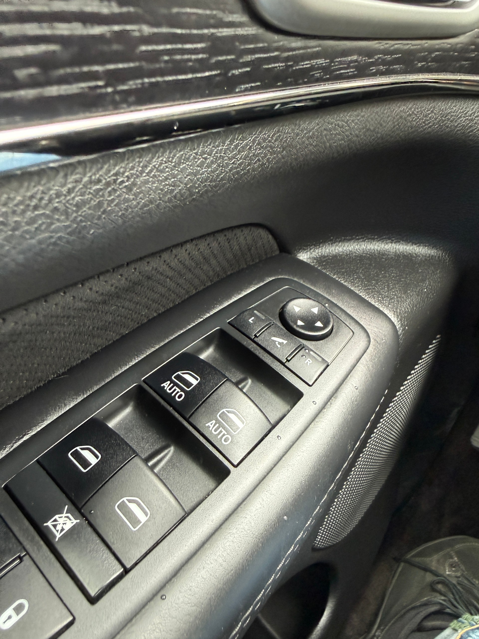 JEEP Grand Cherokee 3.0 CRD S Automatic *NEUER AUTOMAT* DHP ERSETZT*TOPZUSTAND*-image-26