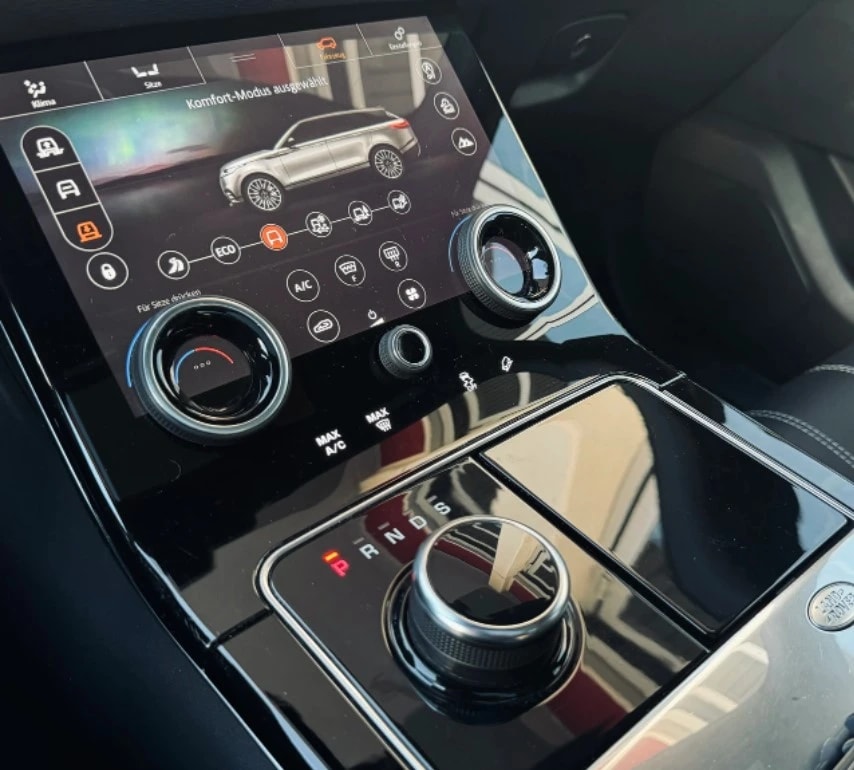 LAND ROVER Range Rover Velar R-Dynamic D 240 Sport Automatic-image-18
