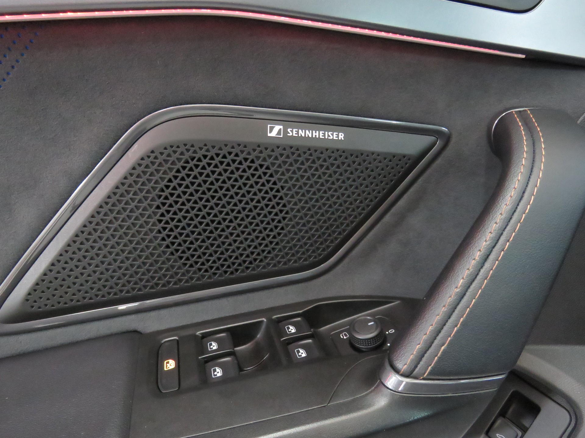 CUPRA Formentor 1.5 TSI Hybrid DSG (Automat)-image-26