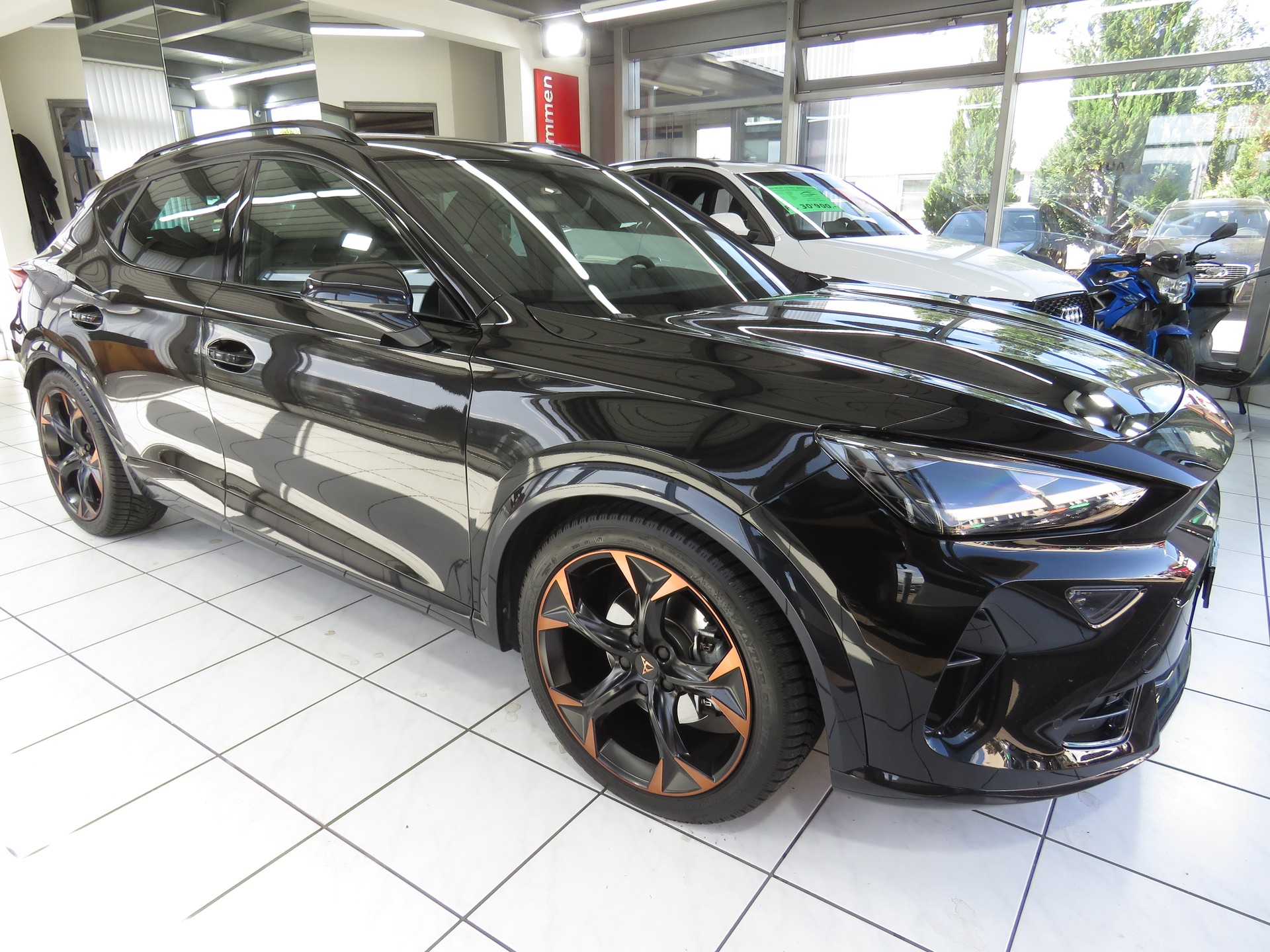 CUPRA Formentor 1.5 TSI Hybrid DSG (Automat)-showroom-element-2