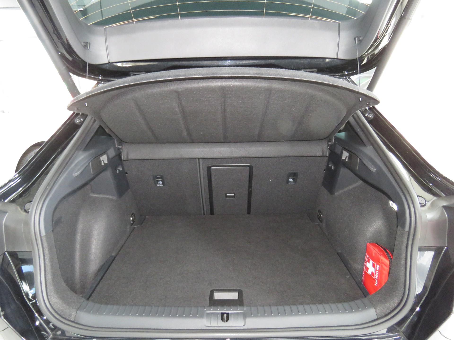 CUPRA Formentor 1.5 TSI Hybrid DSG (Automat)-image-9