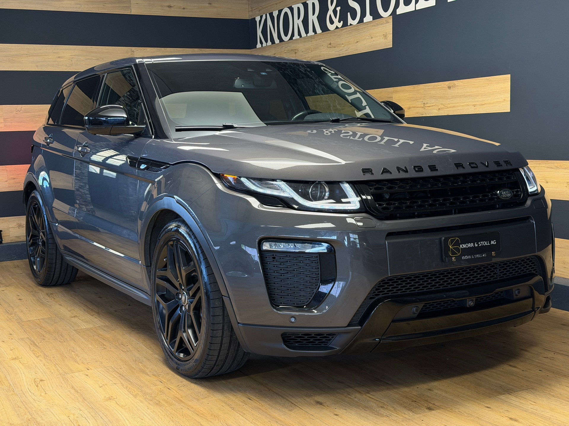 LAND ROVER Range Rover Evoque 2.0 TD4 HSE Dynamic AT9-showroom-element-1