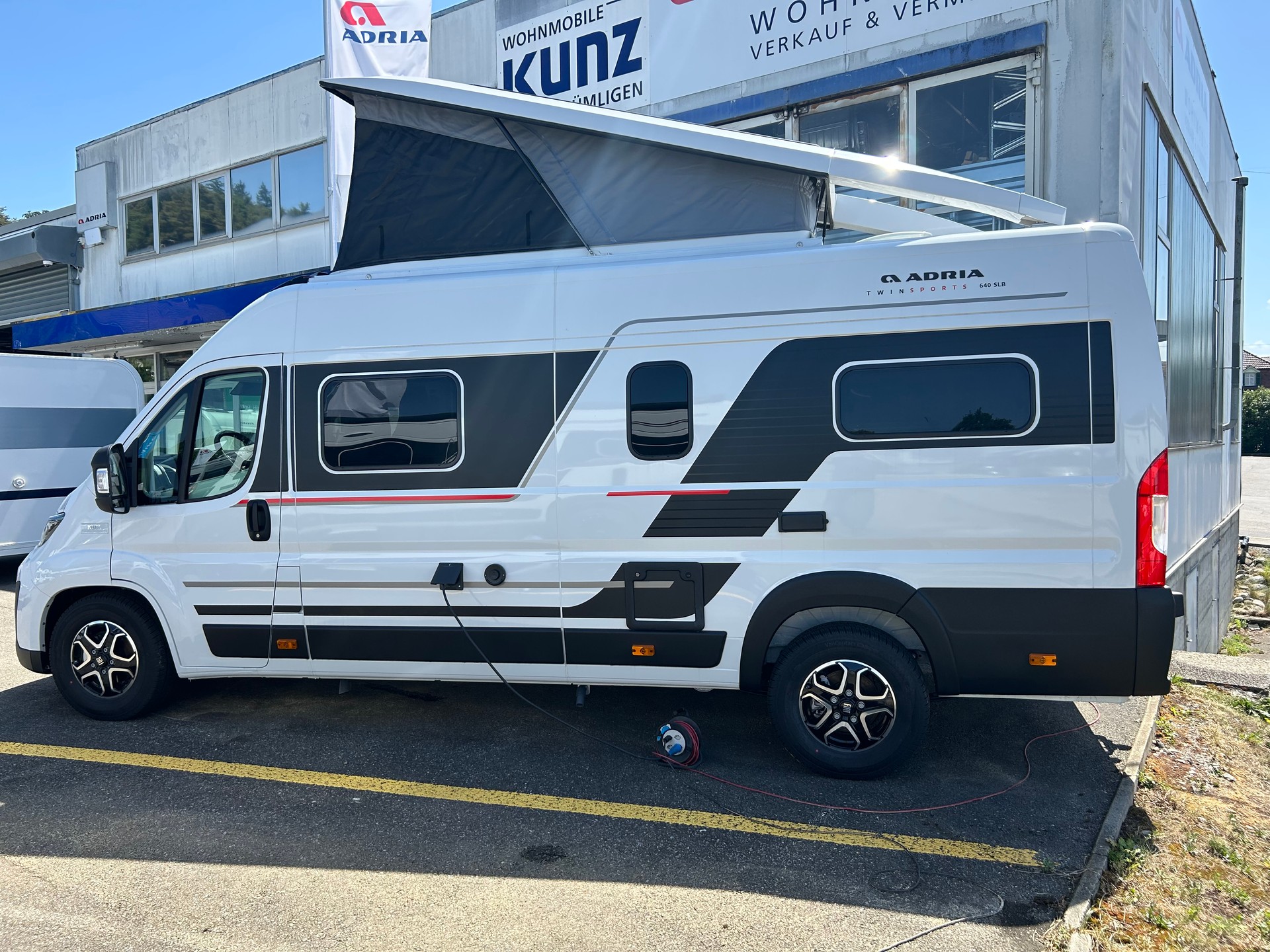 ADRIA Twin Sports 640 SLB-showroom-element-3
