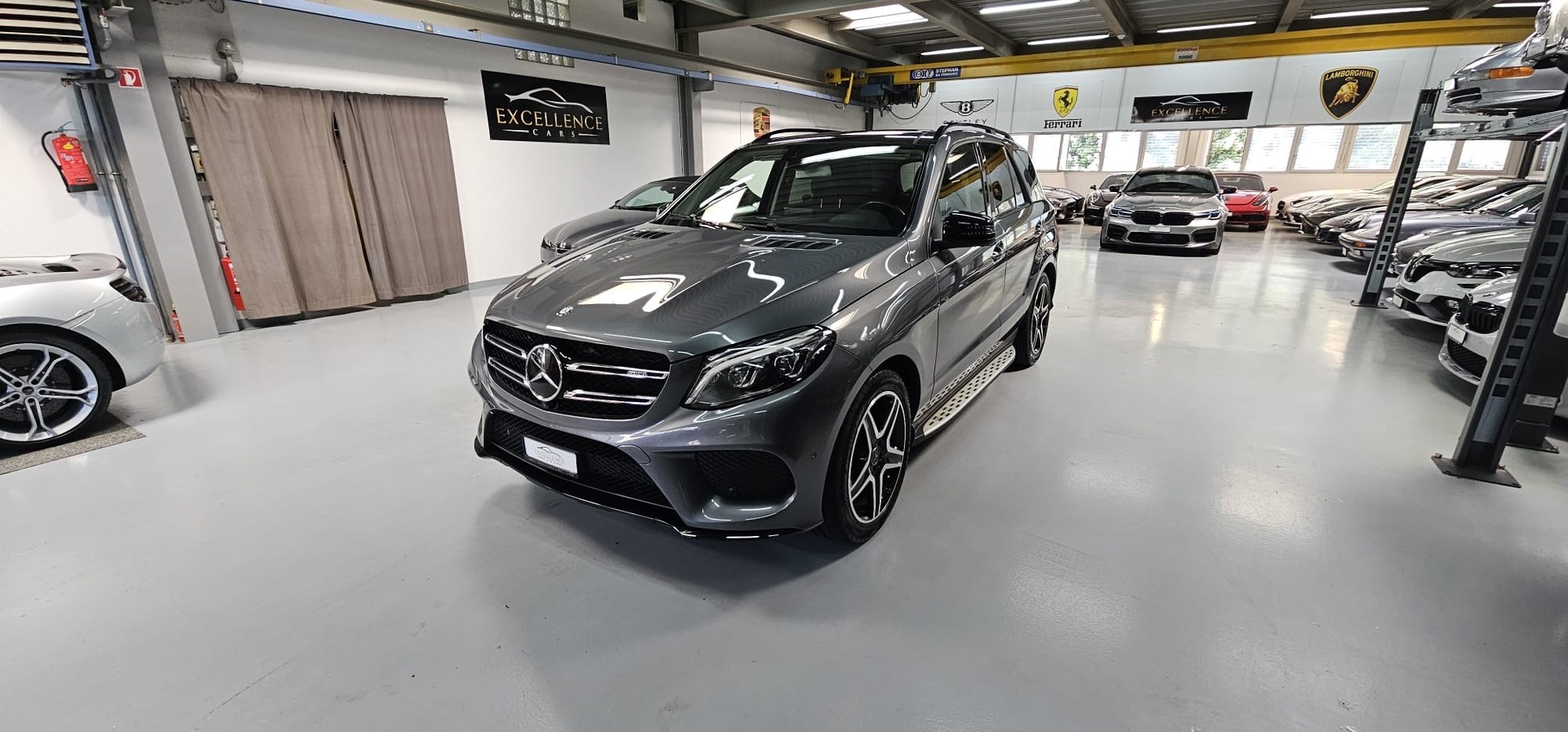 MERCEDES-BENZ GLE 43 AMG 4Matic 9G-Tronic