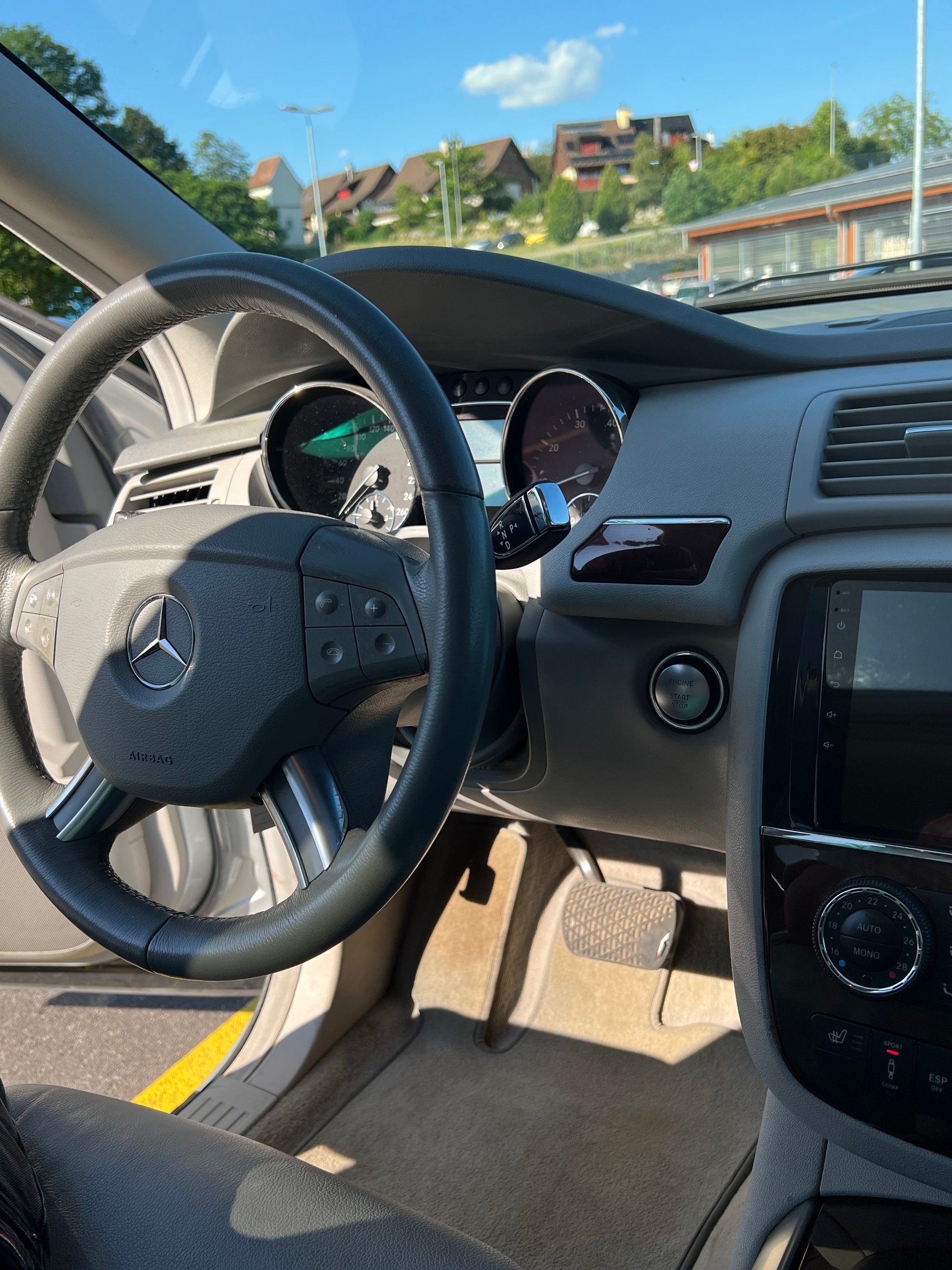 MERCEDES-BENZ R 350 L 4Matic 7G-Tronic-image-9