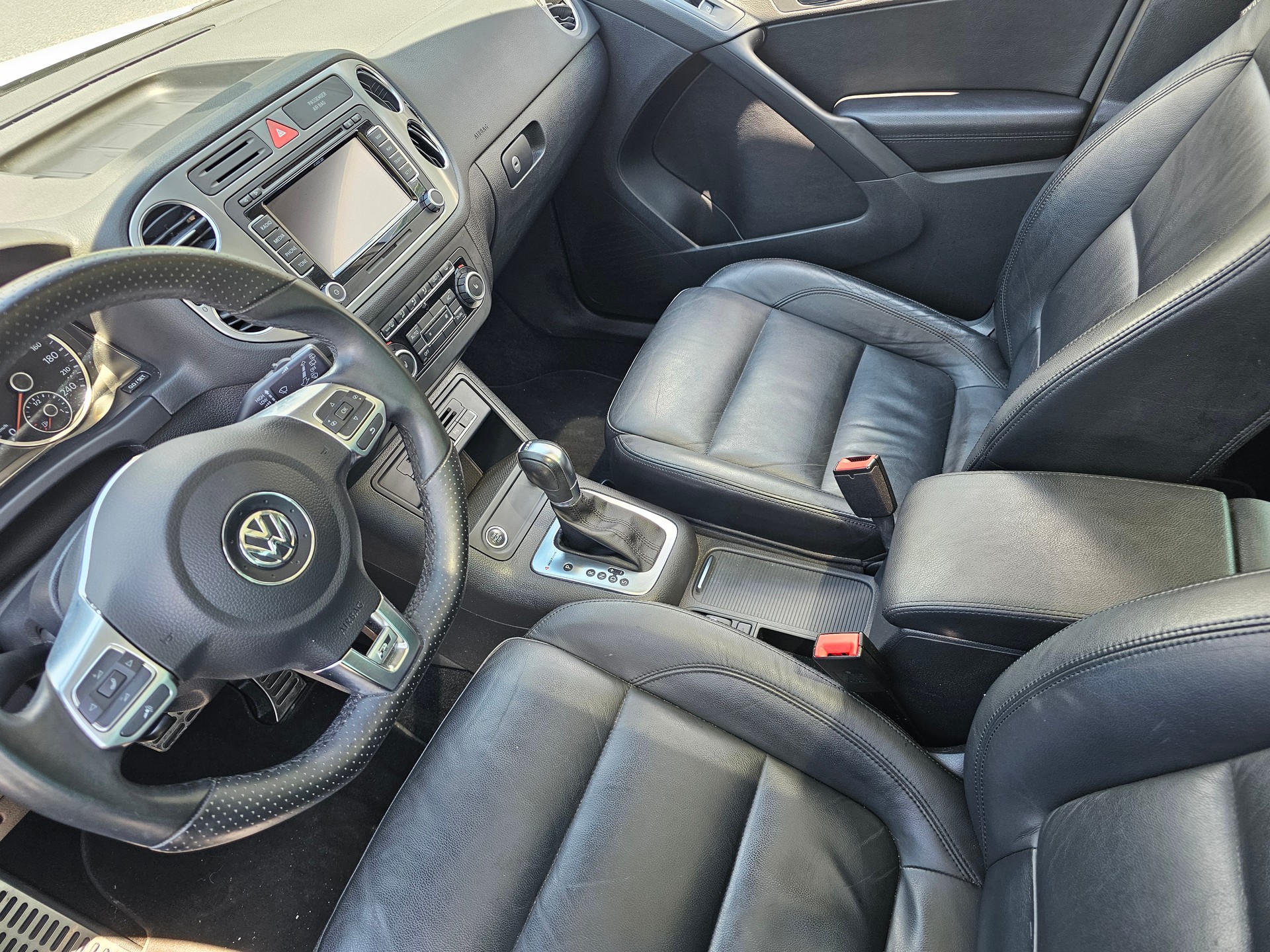 VW Tiguan 2.0 TSI Team DSG-image-1