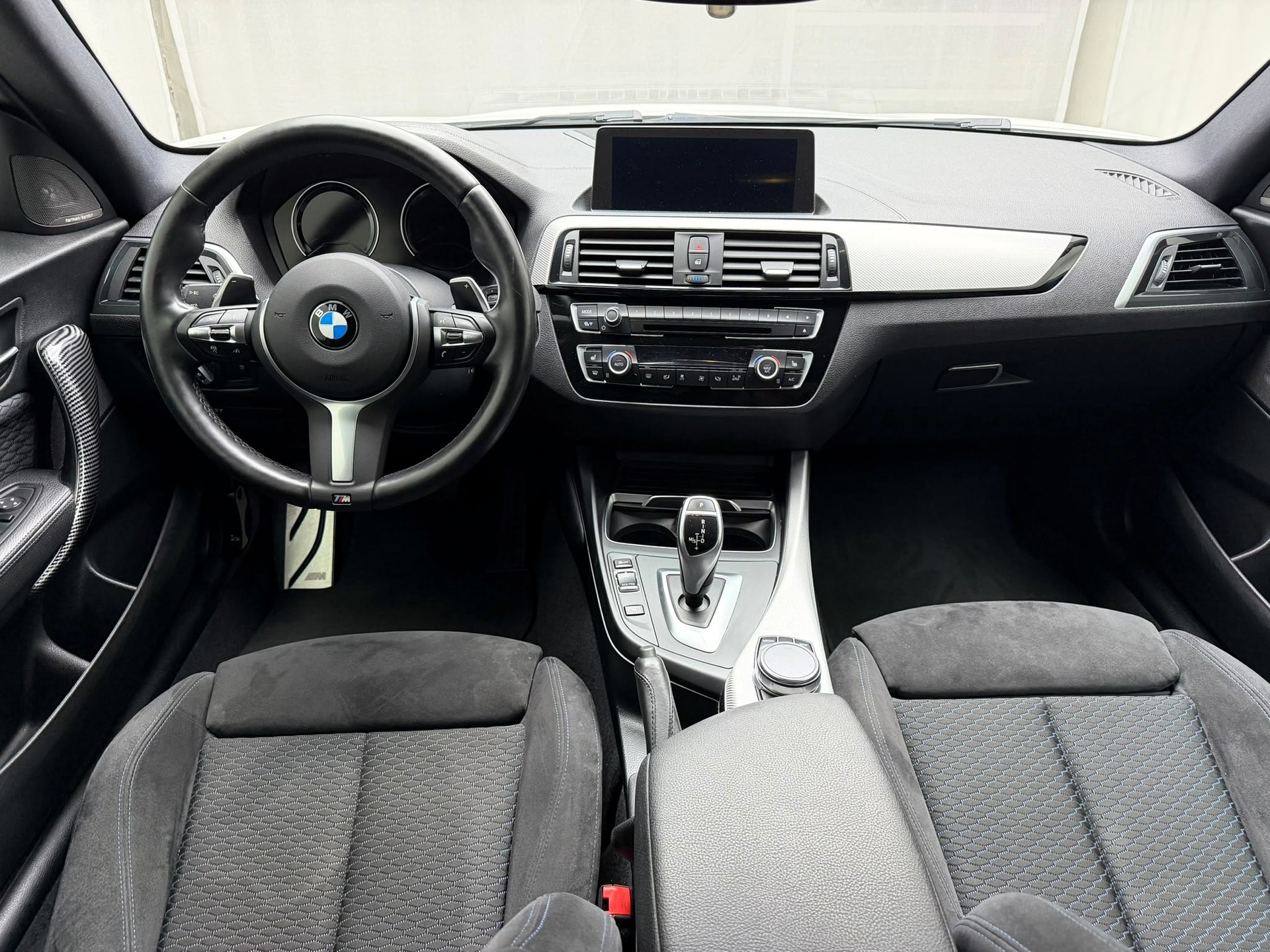 BMW M240i xDrive Steptronic-image-11