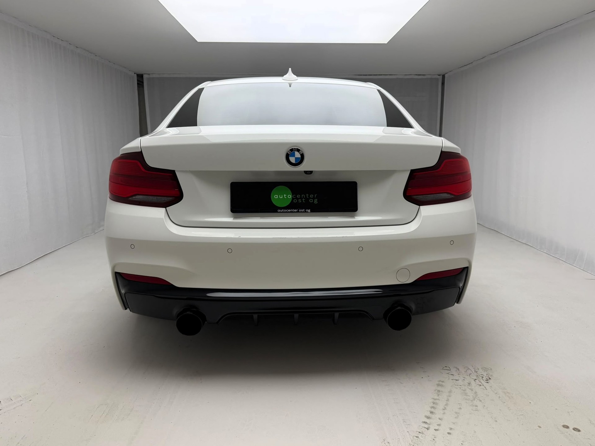 BMW M240i xDrive Steptronic-image-5