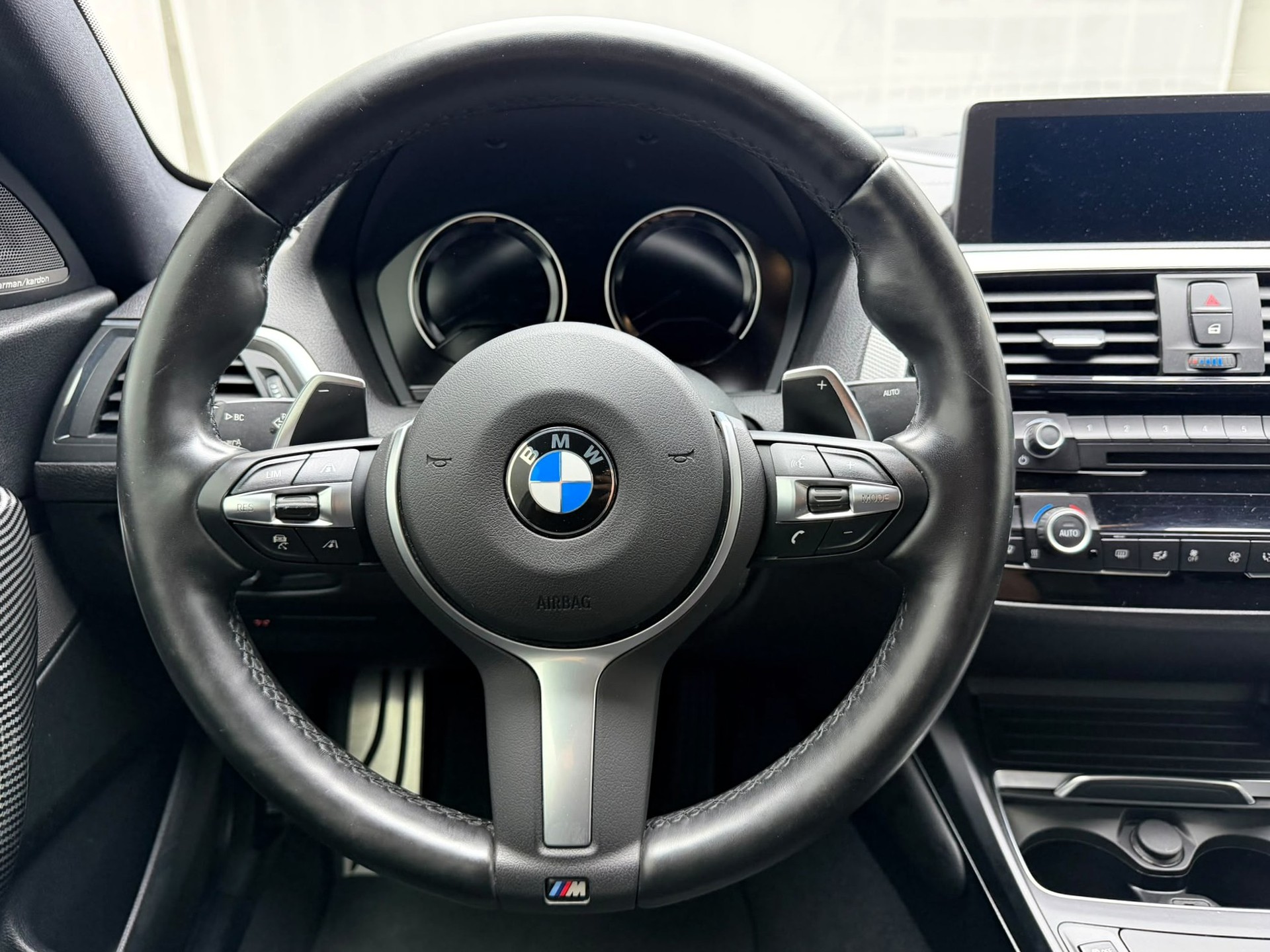BMW M240i xDrive Steptronic-image-13