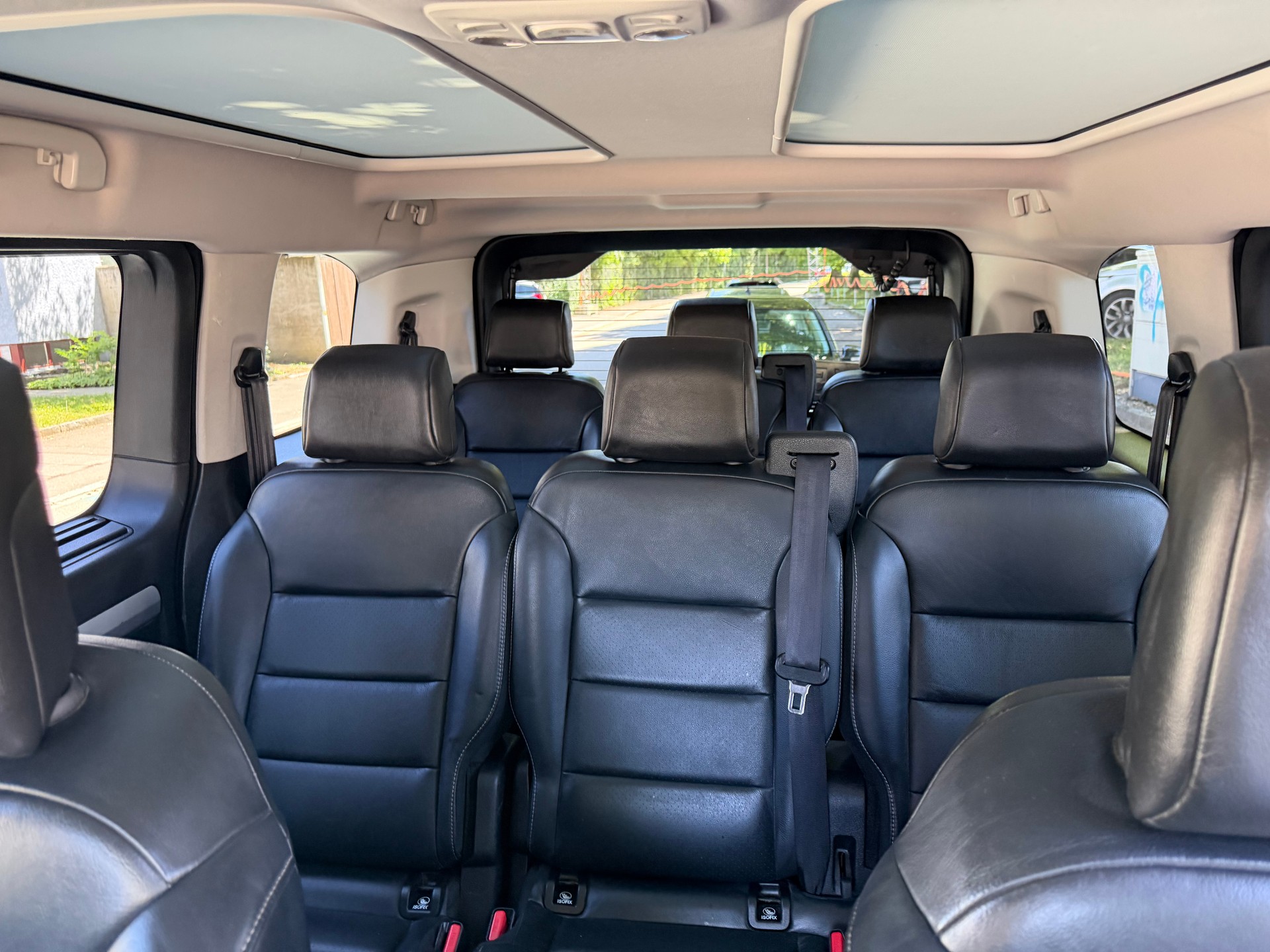 CITROEN Spacetourer 2.0 BlueHDi Shine XS EAT-image-14