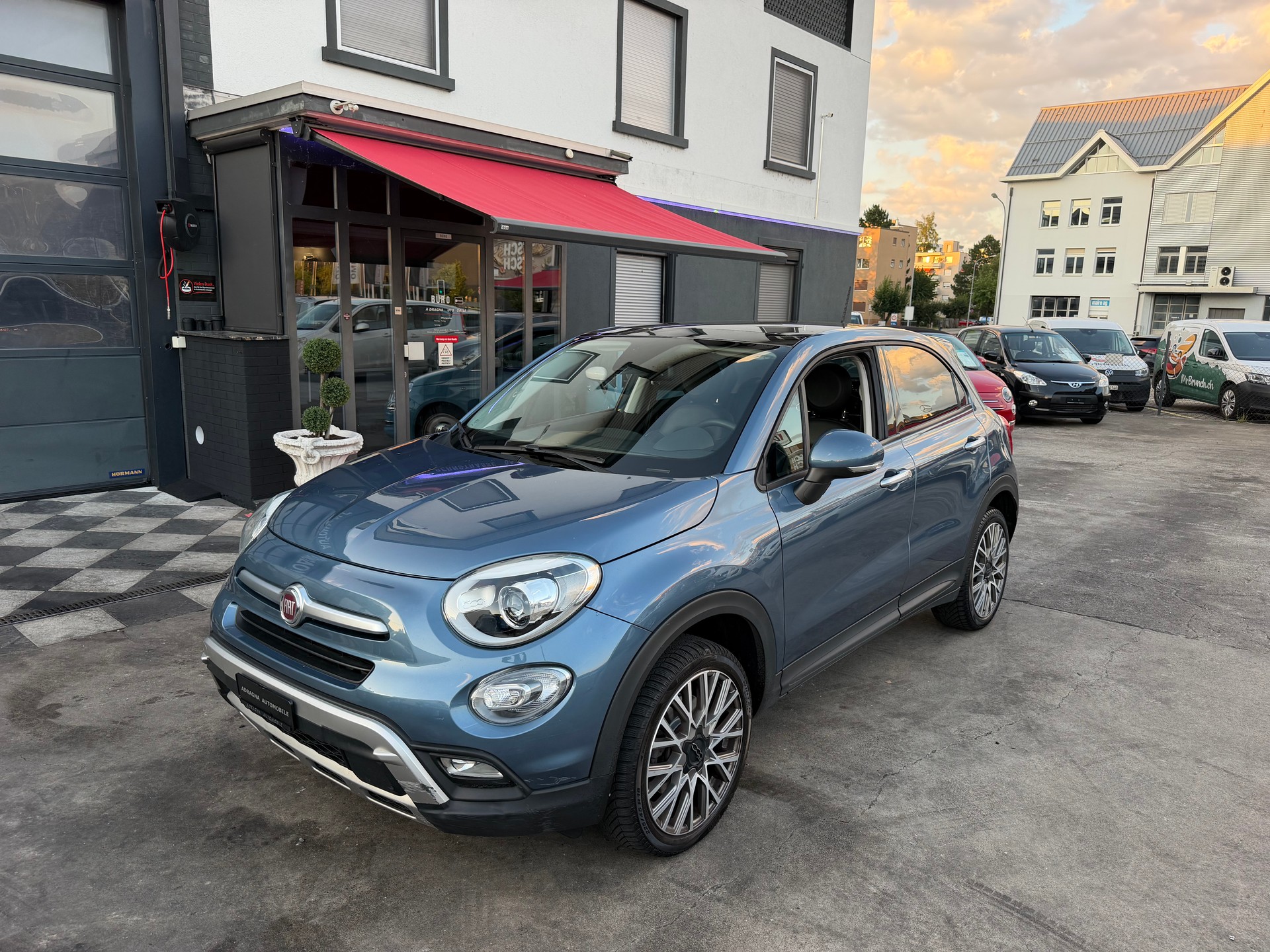 FIAT 500X 1.4T Off Road Edition+ 4x4 Automatic-showroom-element-3