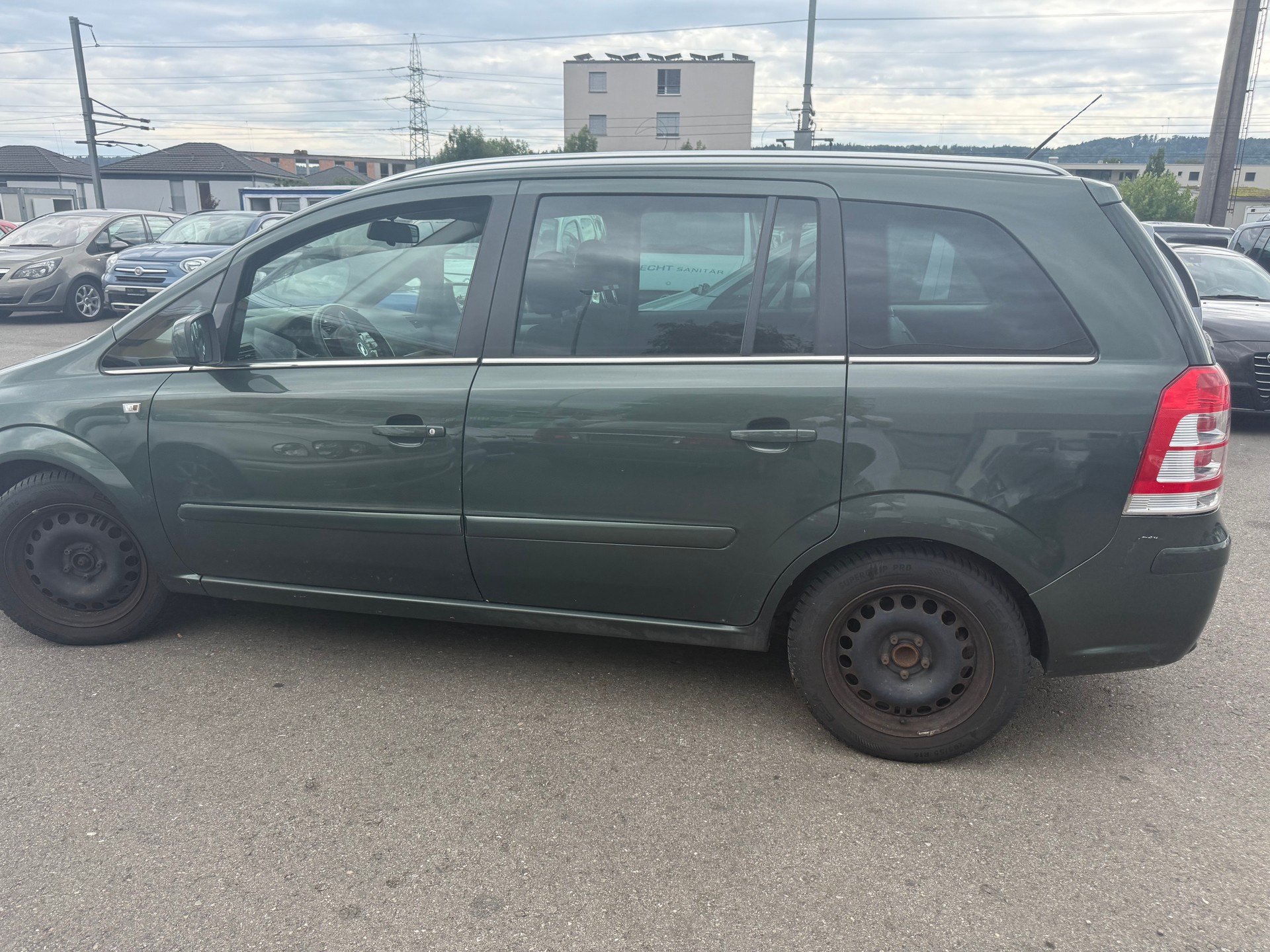 OPEL Zafira 2.2i 16V Cosmo Automatic-image-1
