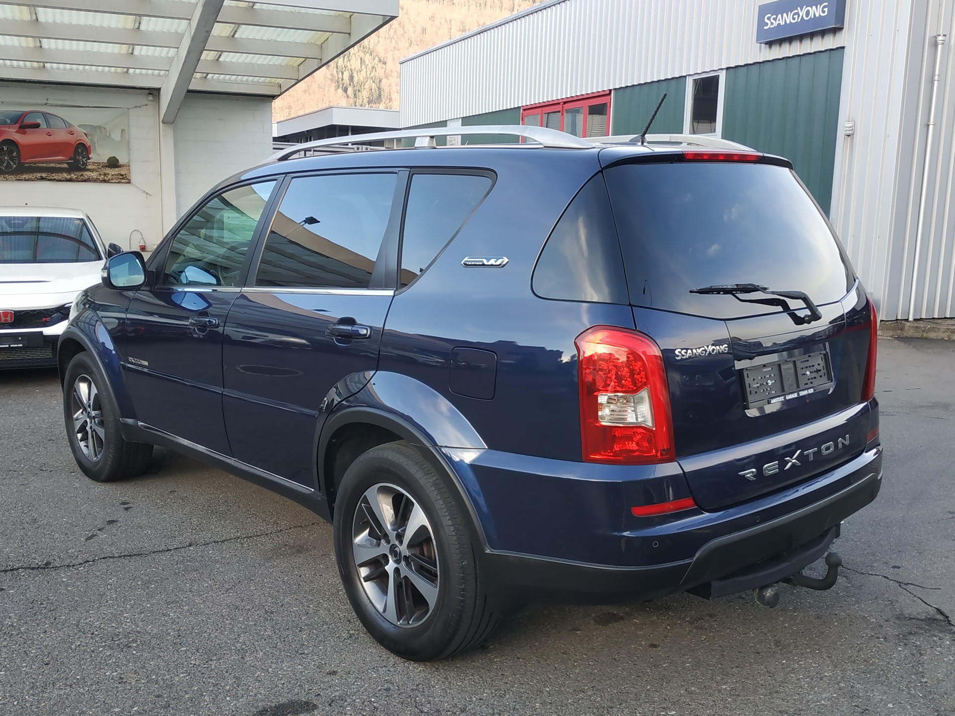 KGM-SsangYong Rexton RX220 e-XDi Quartz 4WD Automatic-showroom-element-3