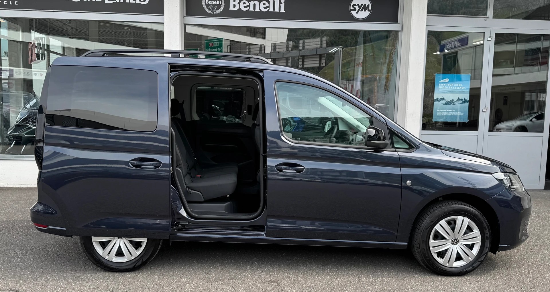 VW Caddy 2.0 TDI 4Motion-showroom-element-2