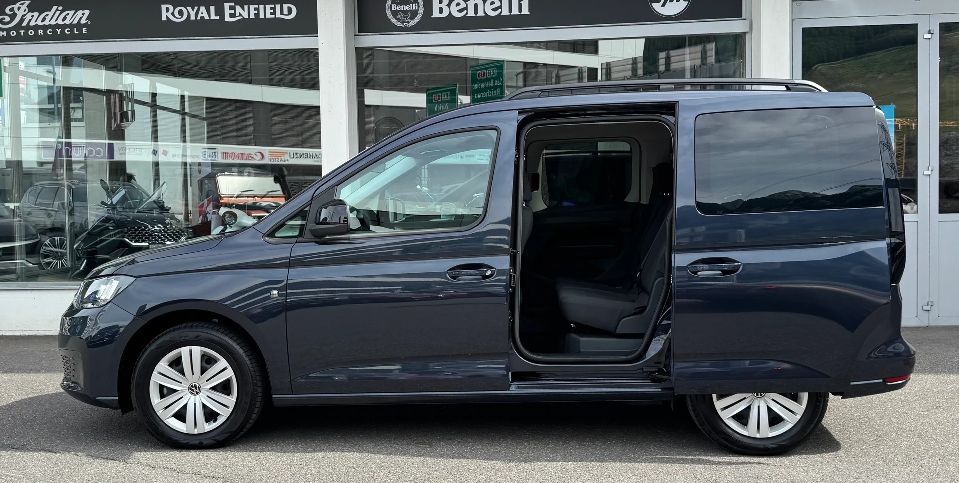 VW Caddy 2.0 TDI 4Motion-showroom-element-3