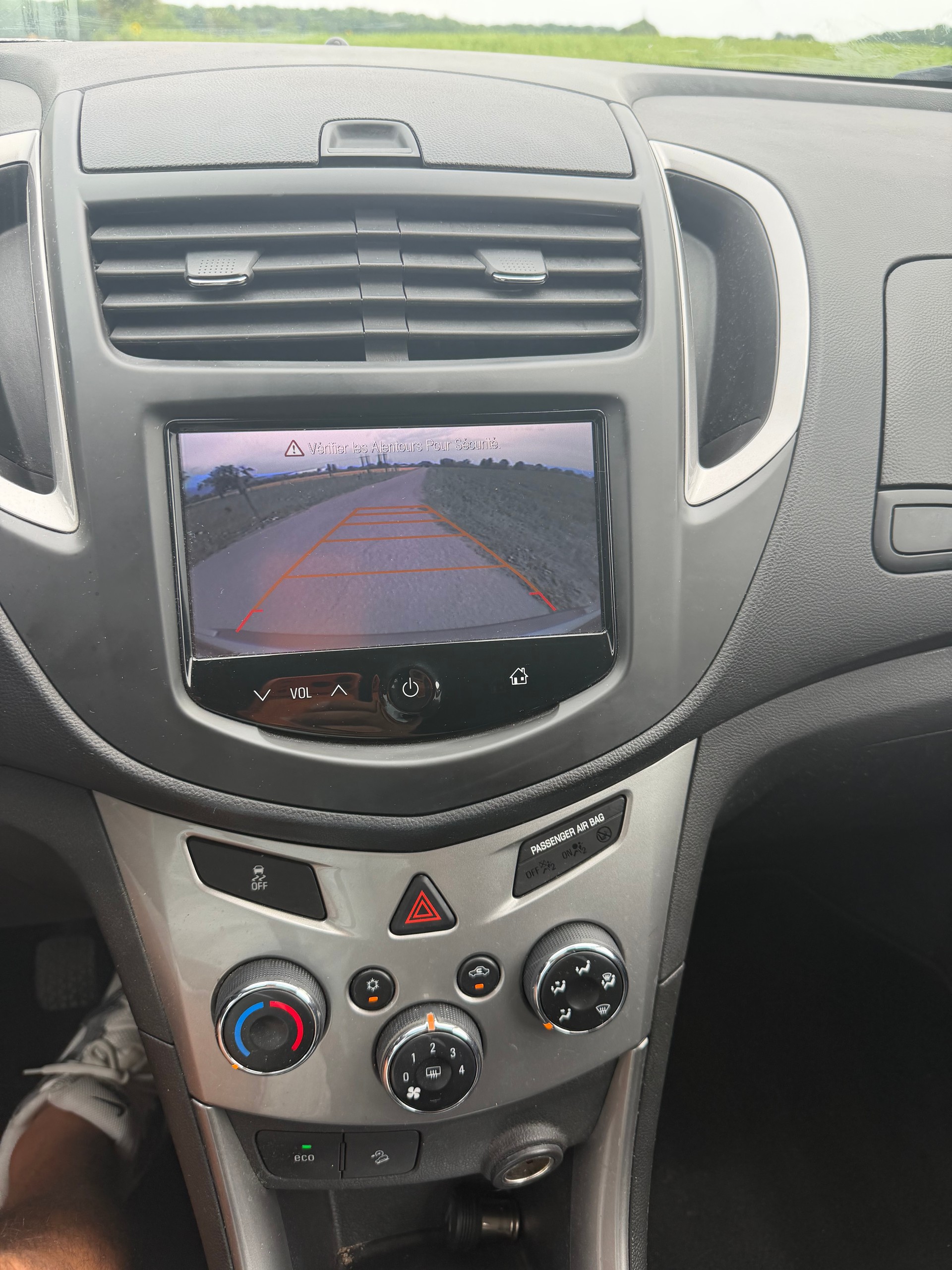 CHEVROLET Trax 1.7 VCDi LT 4WD-image-14