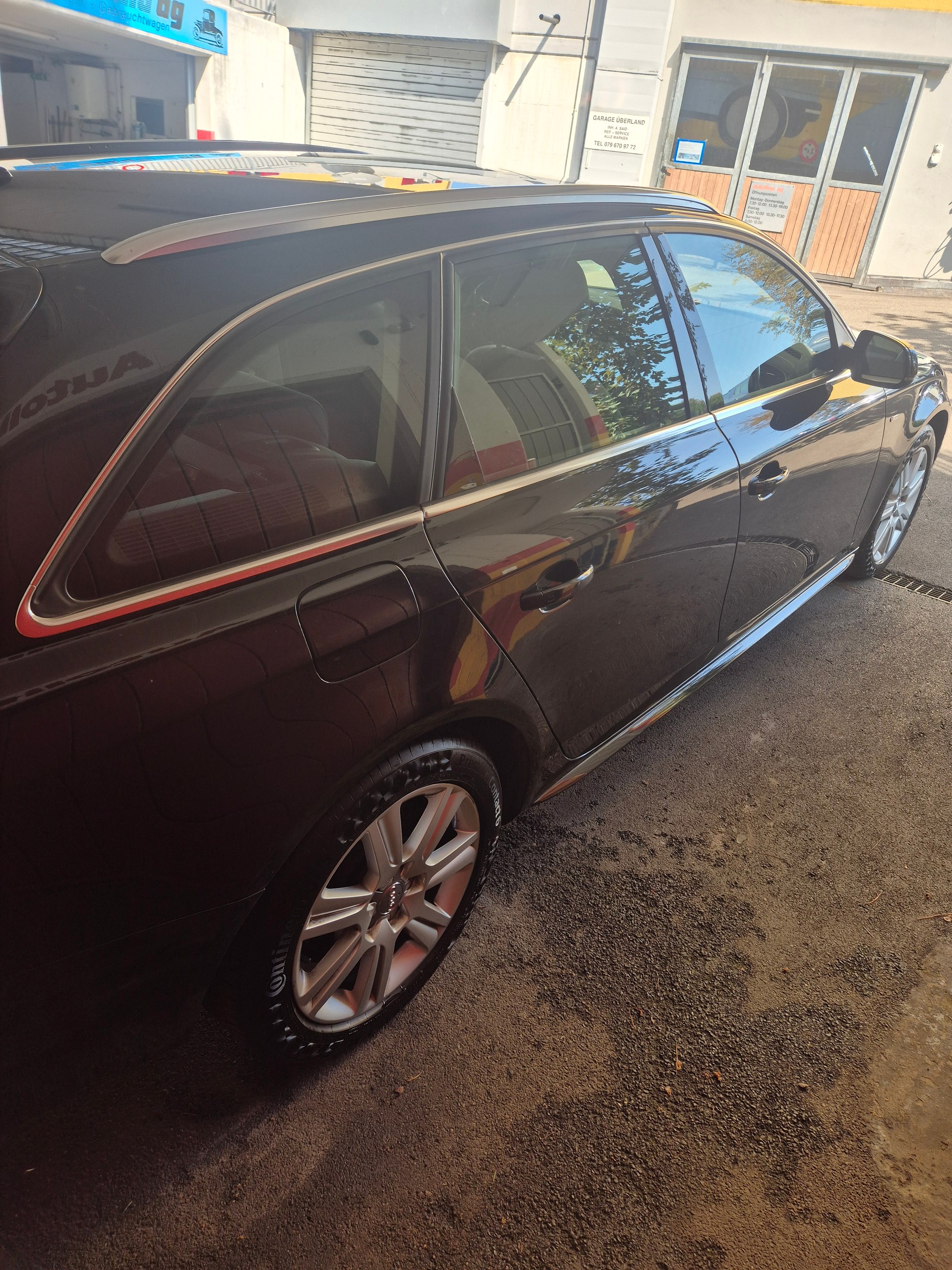 AUDI A4 Avant 2.0 TFSI quattro S-tronic-image-8